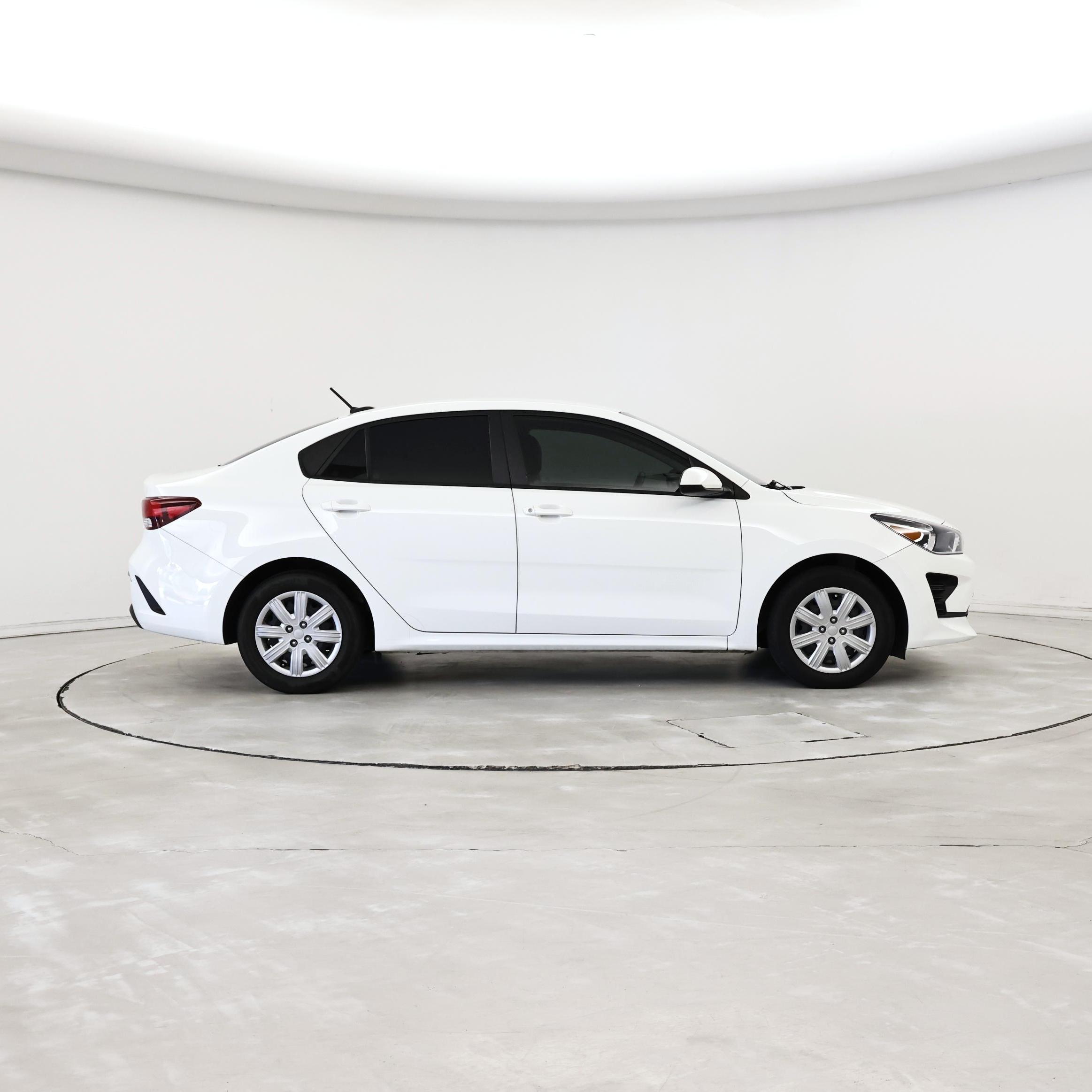 Thumbnail: 2023 Kia Rio - 7