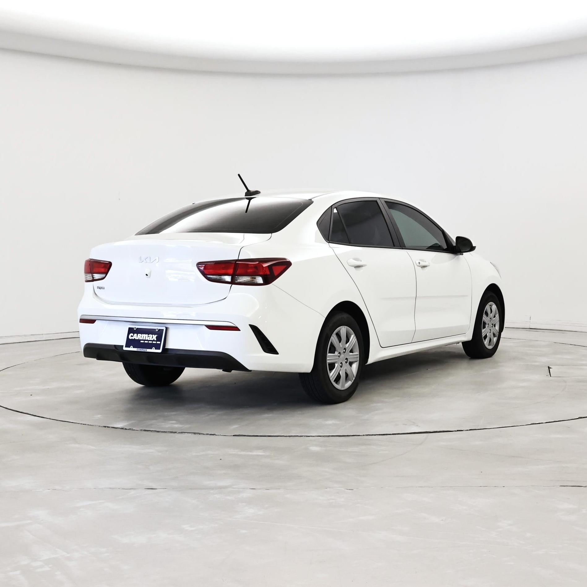 Thumbnail: 2023 Kia Rio - 8