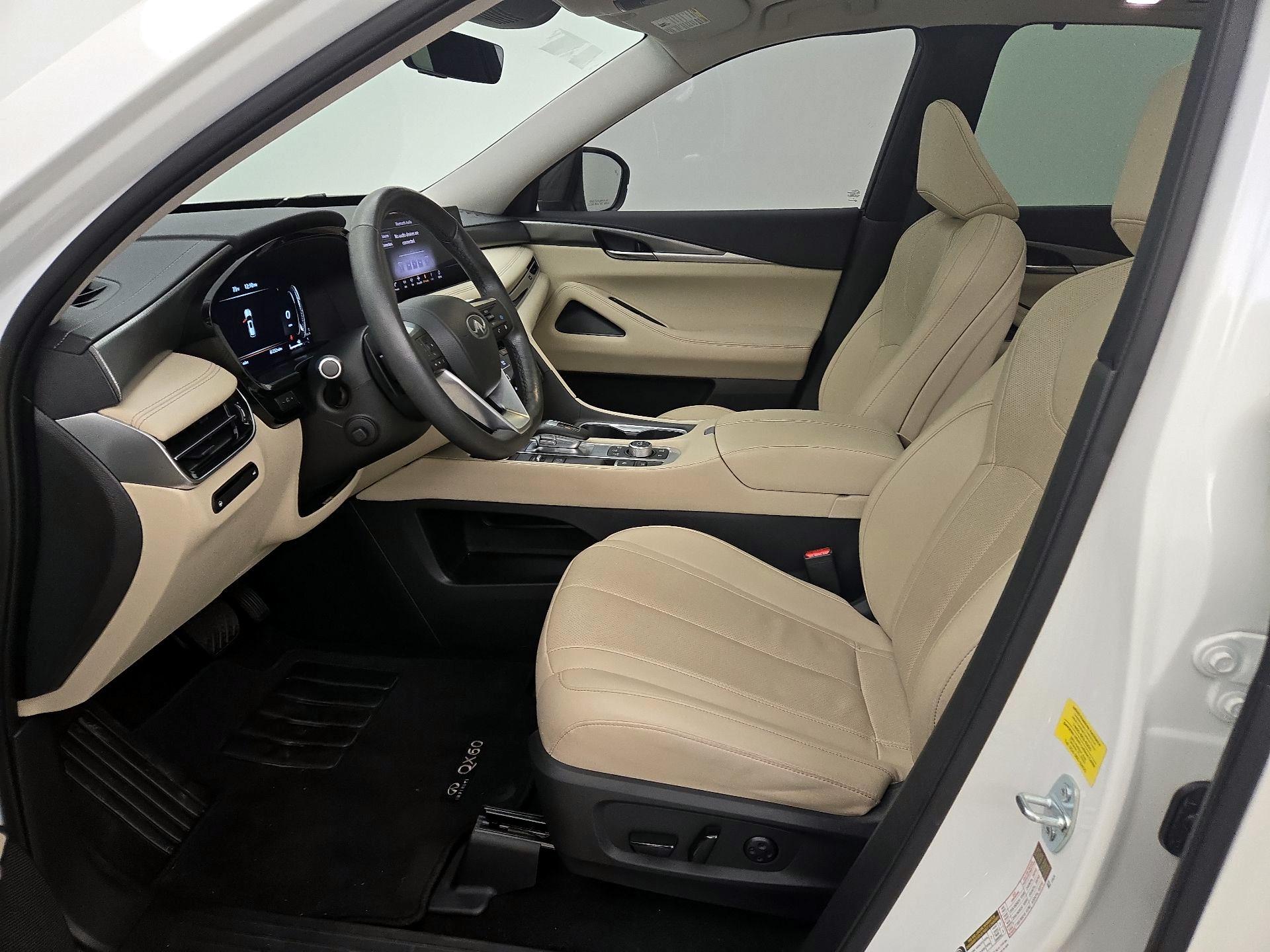 Thumbnail: 2023 INFINITI QX60 - 11