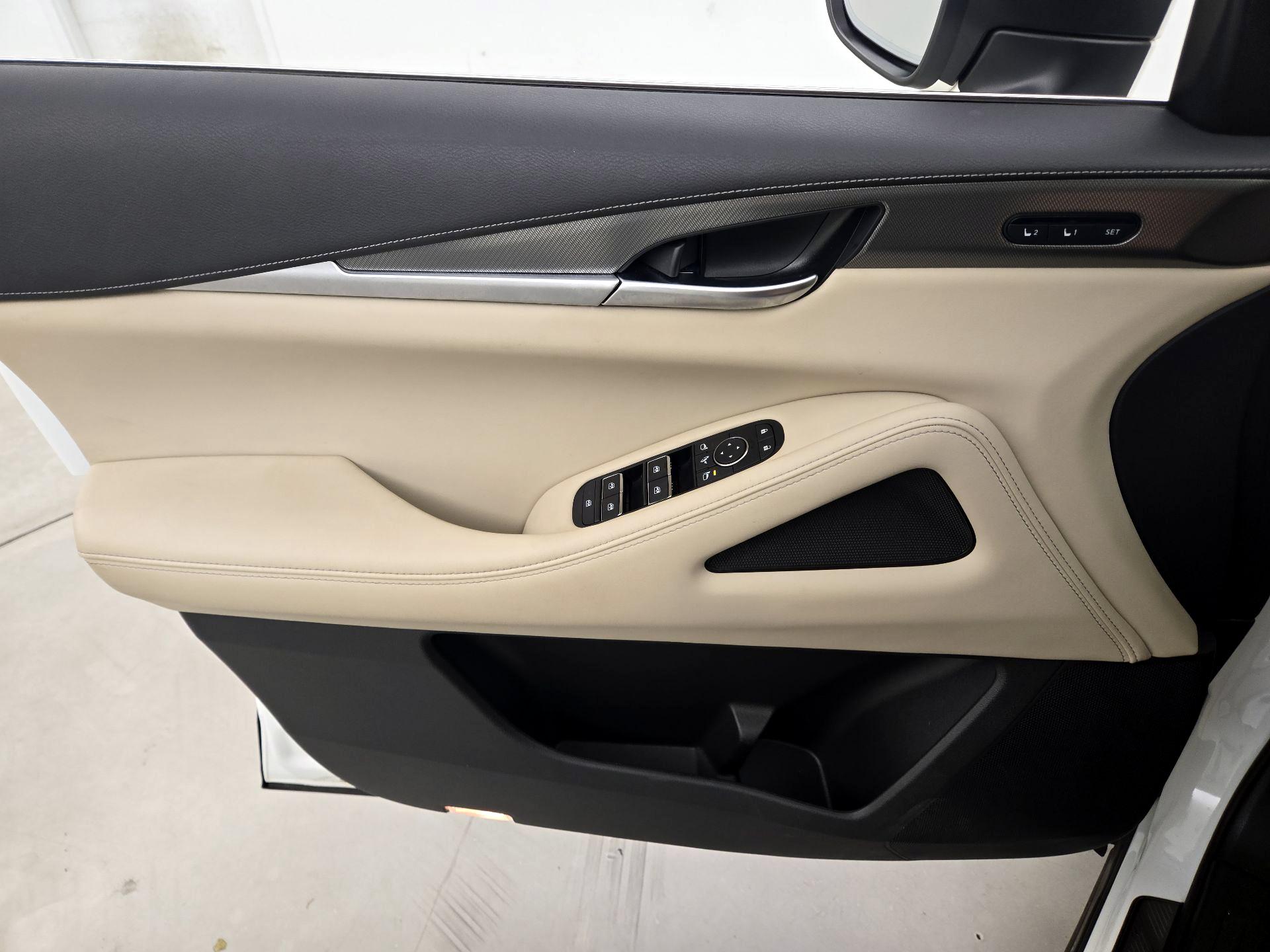 Thumbnail: 2023 INFINITI QX60 - 12