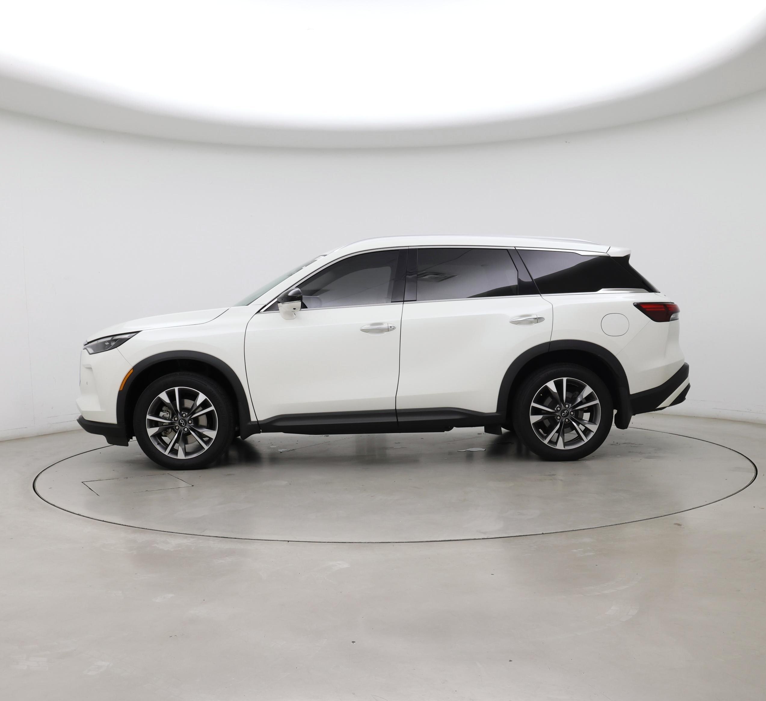 Thumbnail: 2023 INFINITI QX60 - 3