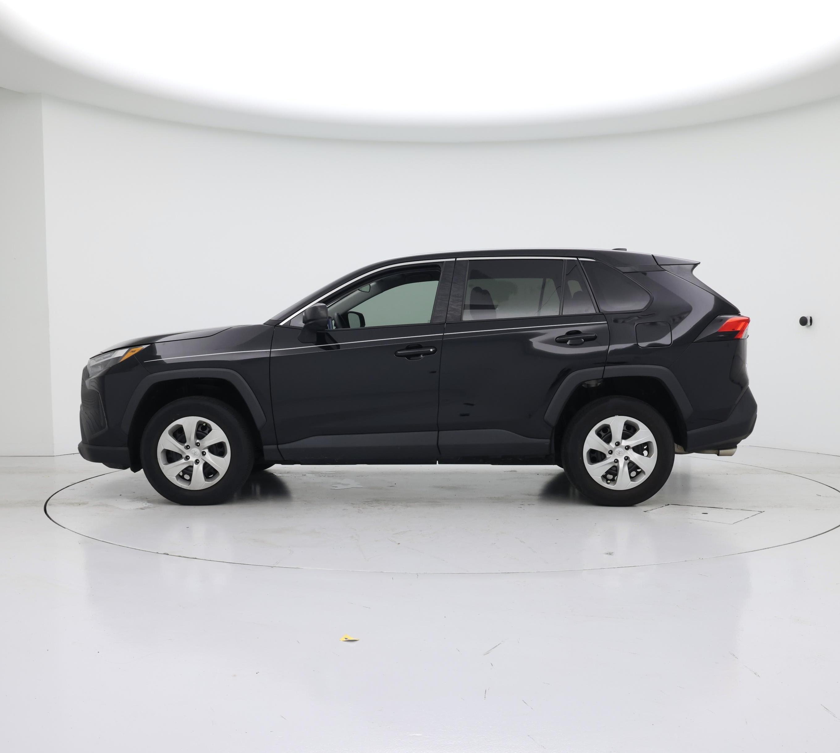 Thumbnail: 2023 Toyota RAV4 - 3