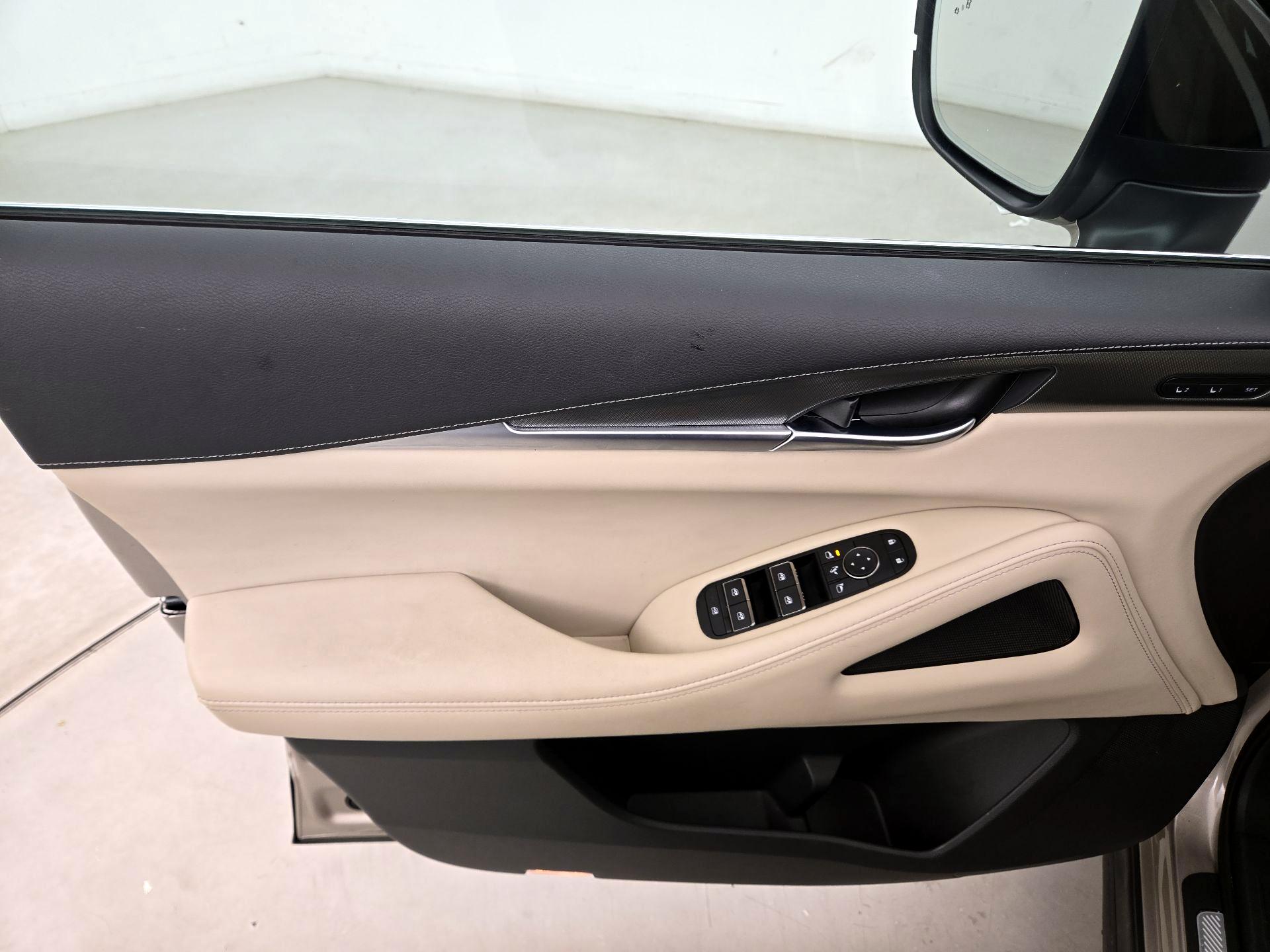 Thumbnail: 2023 INFINITI QX60 - 12