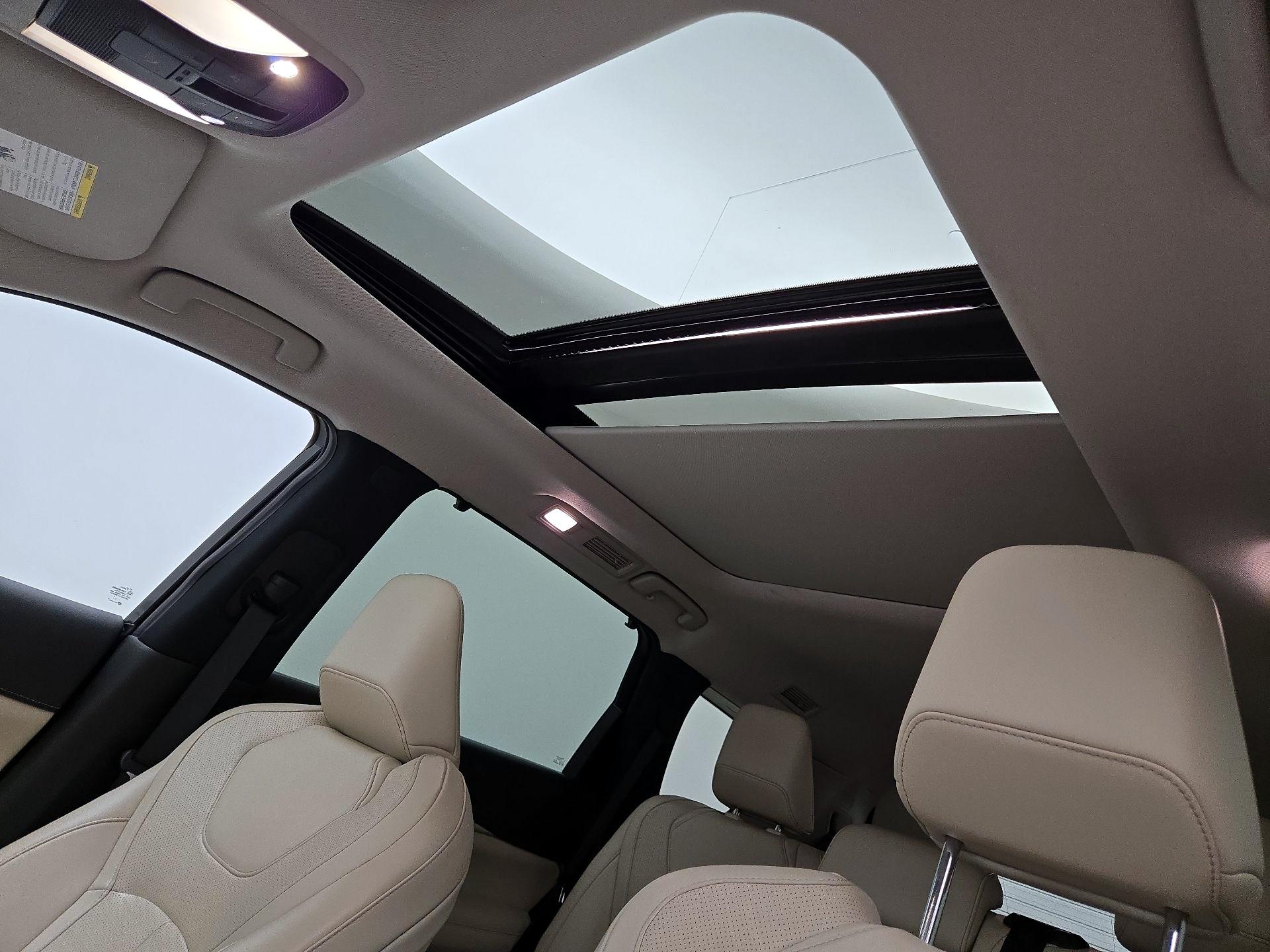 Thumbnail: 2023 INFINITI QX60 - 20