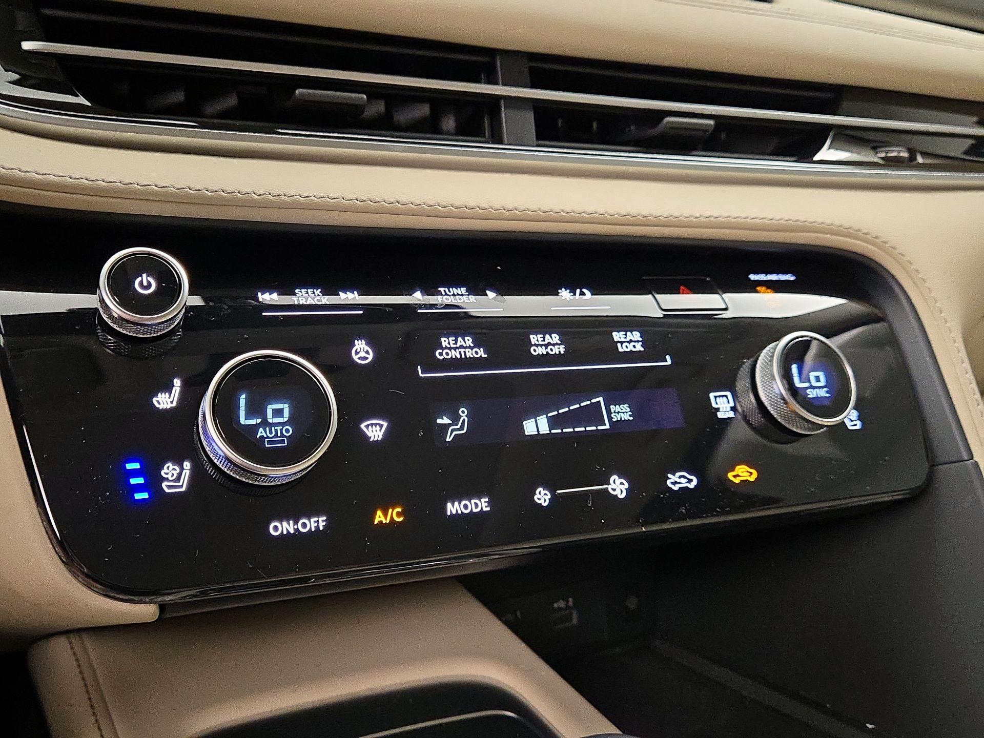 Thumbnail: 2023 INFINITI QX60 - 17