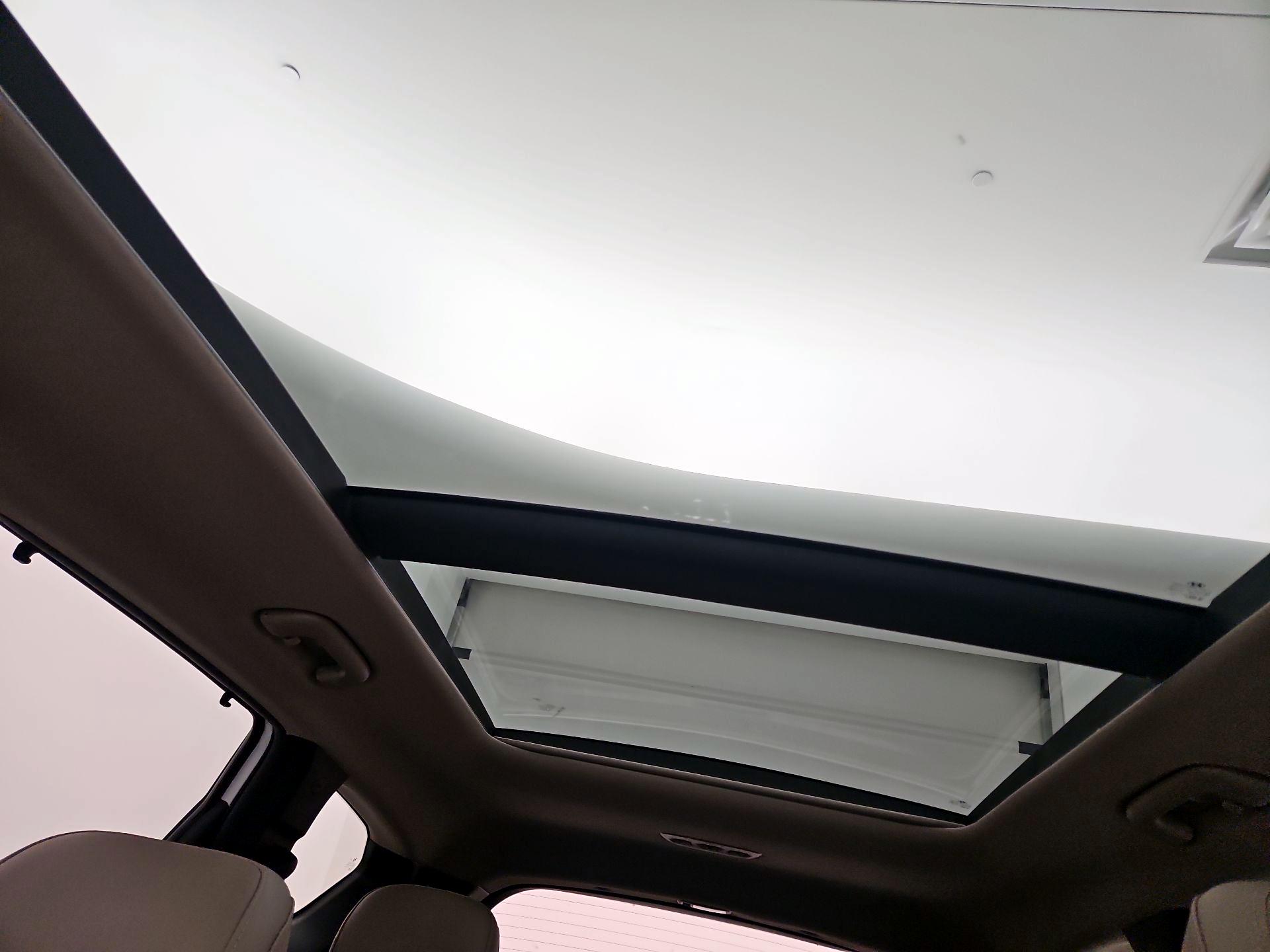 Thumbnail: 2023 Hyundai Santa Fe - 20