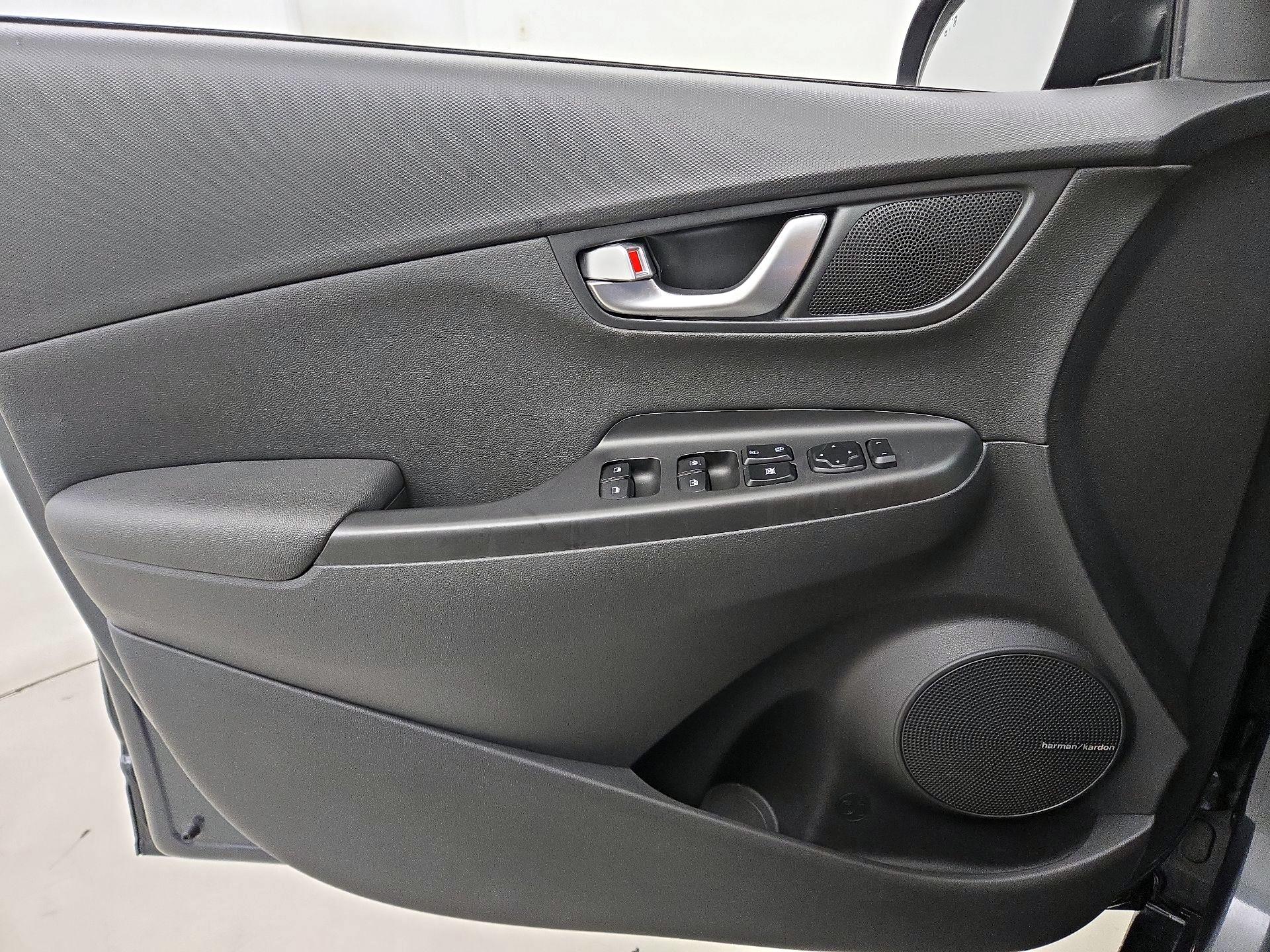 Thumbnail: 2022 Hyundai Kona - 12