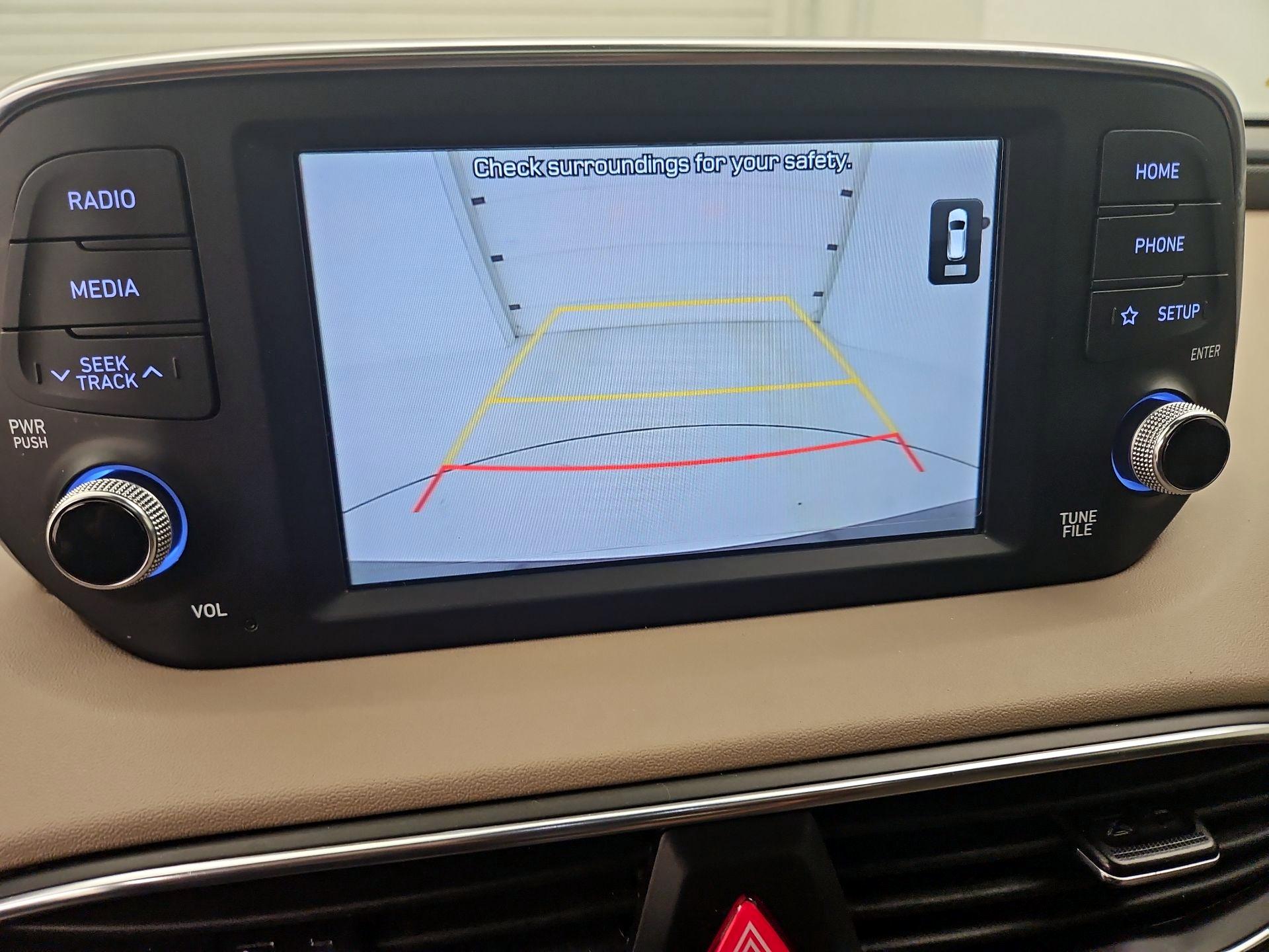 Thumbnail: 2020 Hyundai Santa Fe - 14