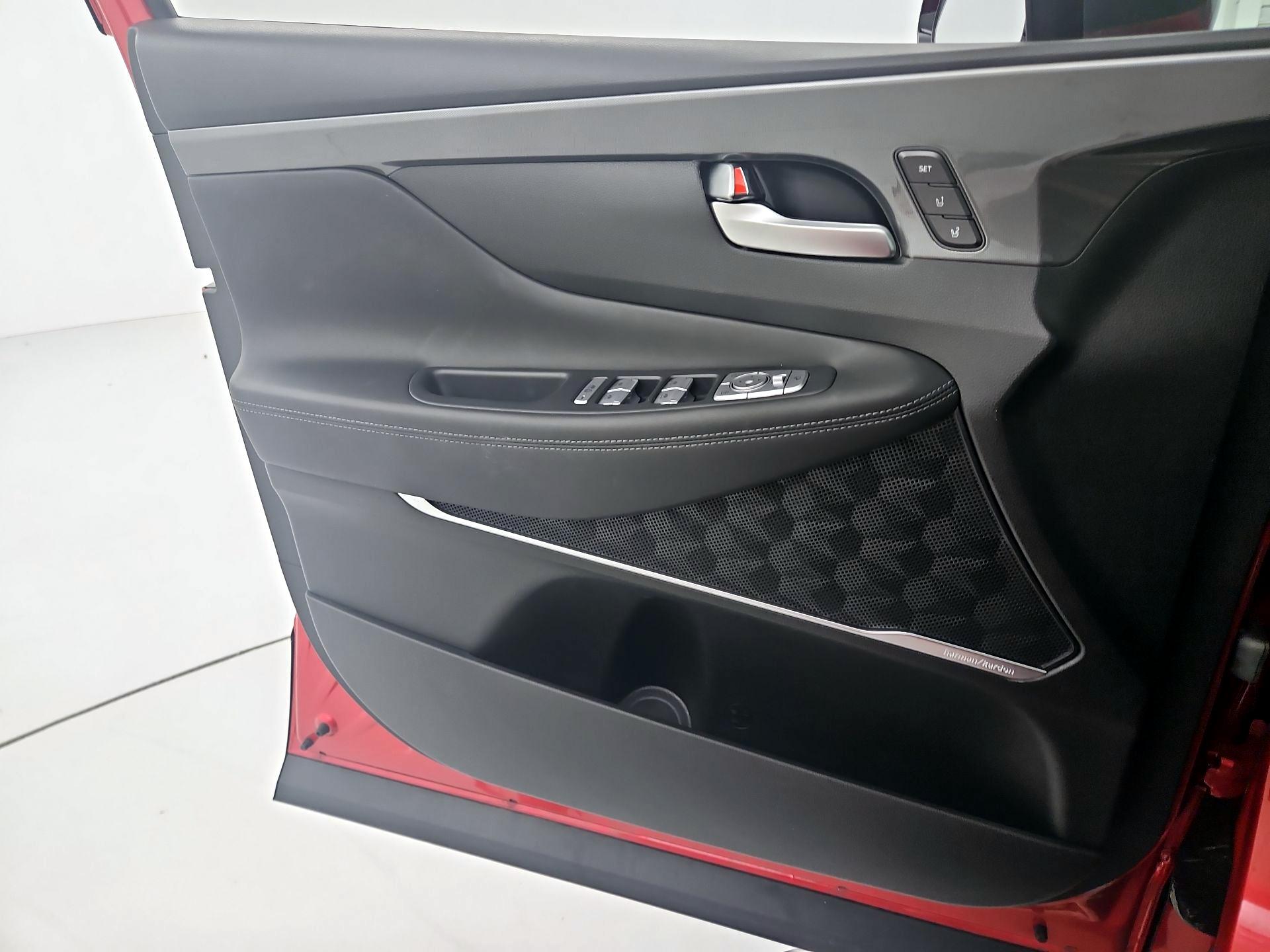 Thumbnail: 2023 Hyundai Santa Fe - 12