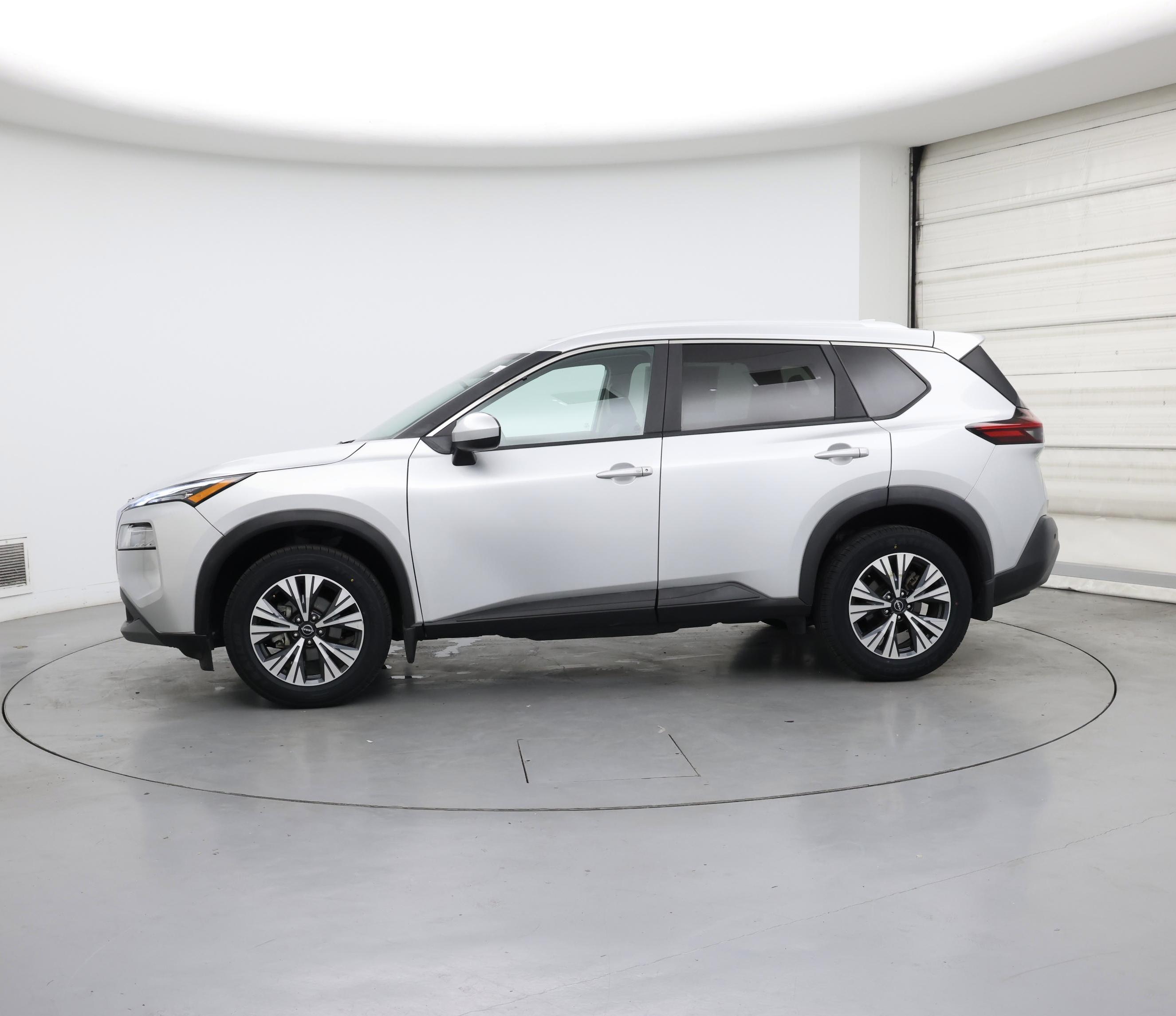 Thumbnail: 2023 Nissan Rogue - 3