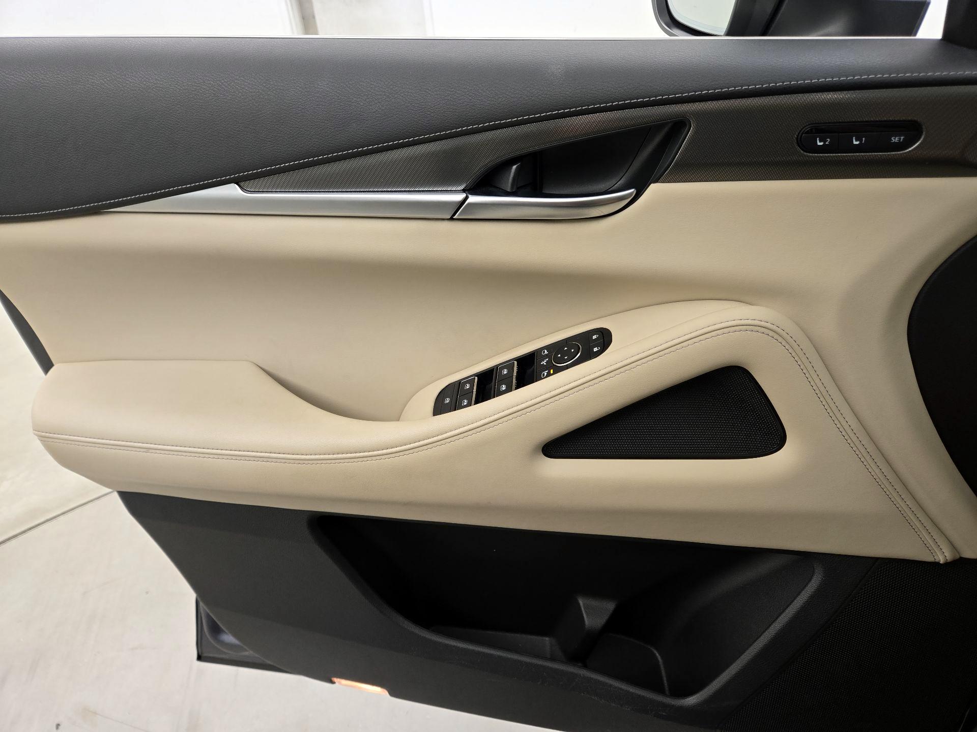Thumbnail: 2023 INFINITI QX60 - 12