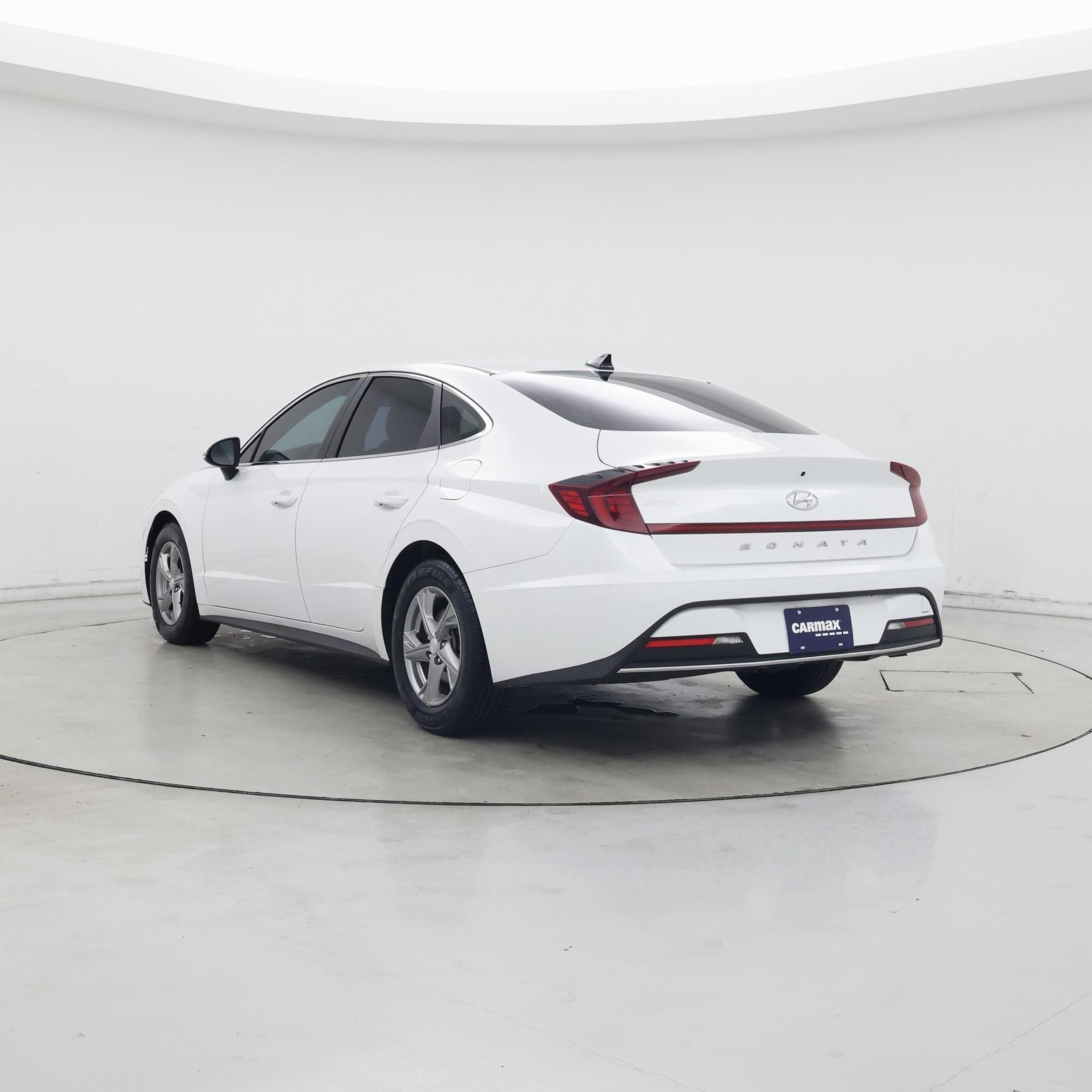 Thumbnail: 2023 Hyundai Sonata - 2