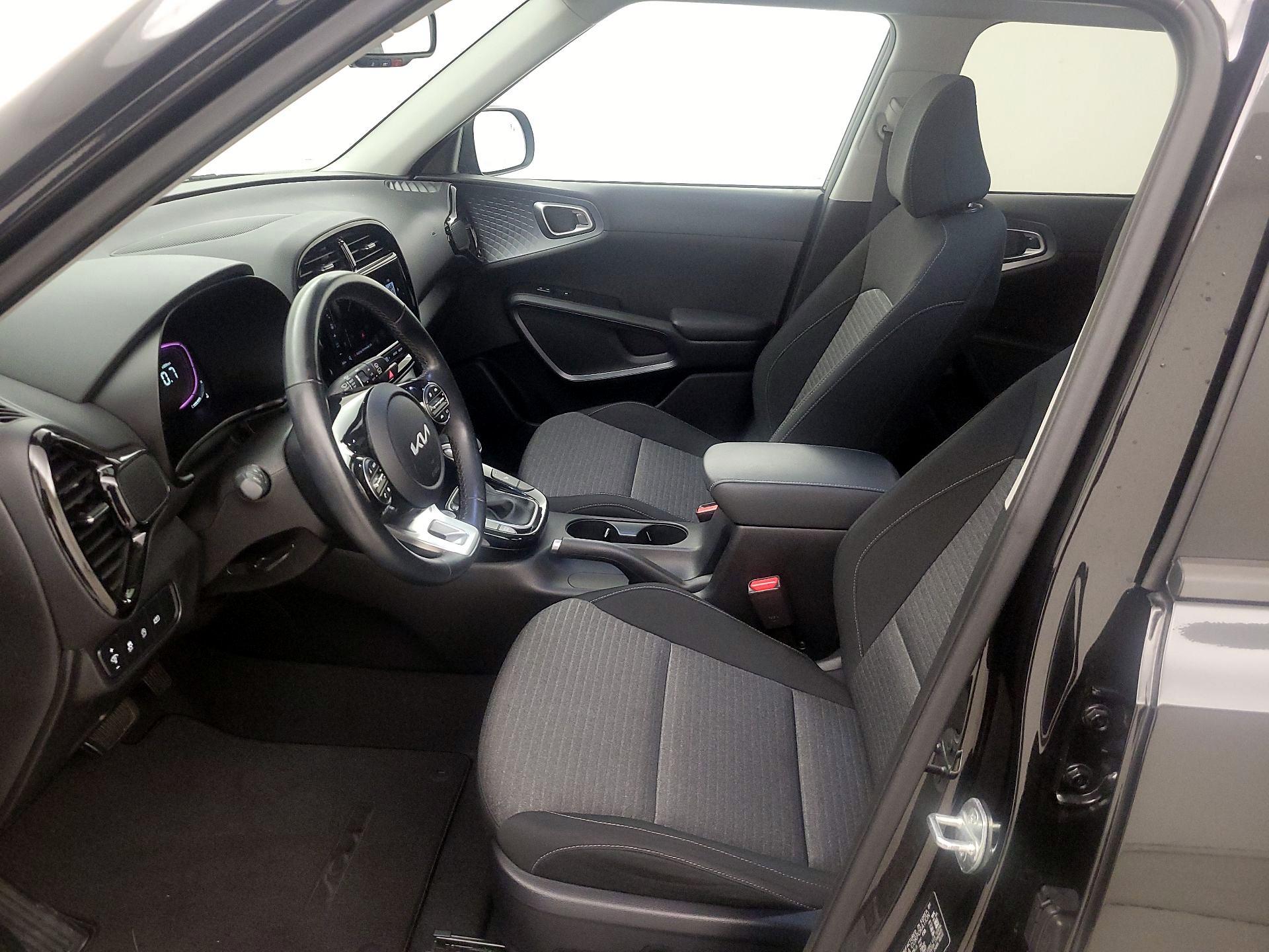 Thumbnail: 2023 Kia Soul - 11