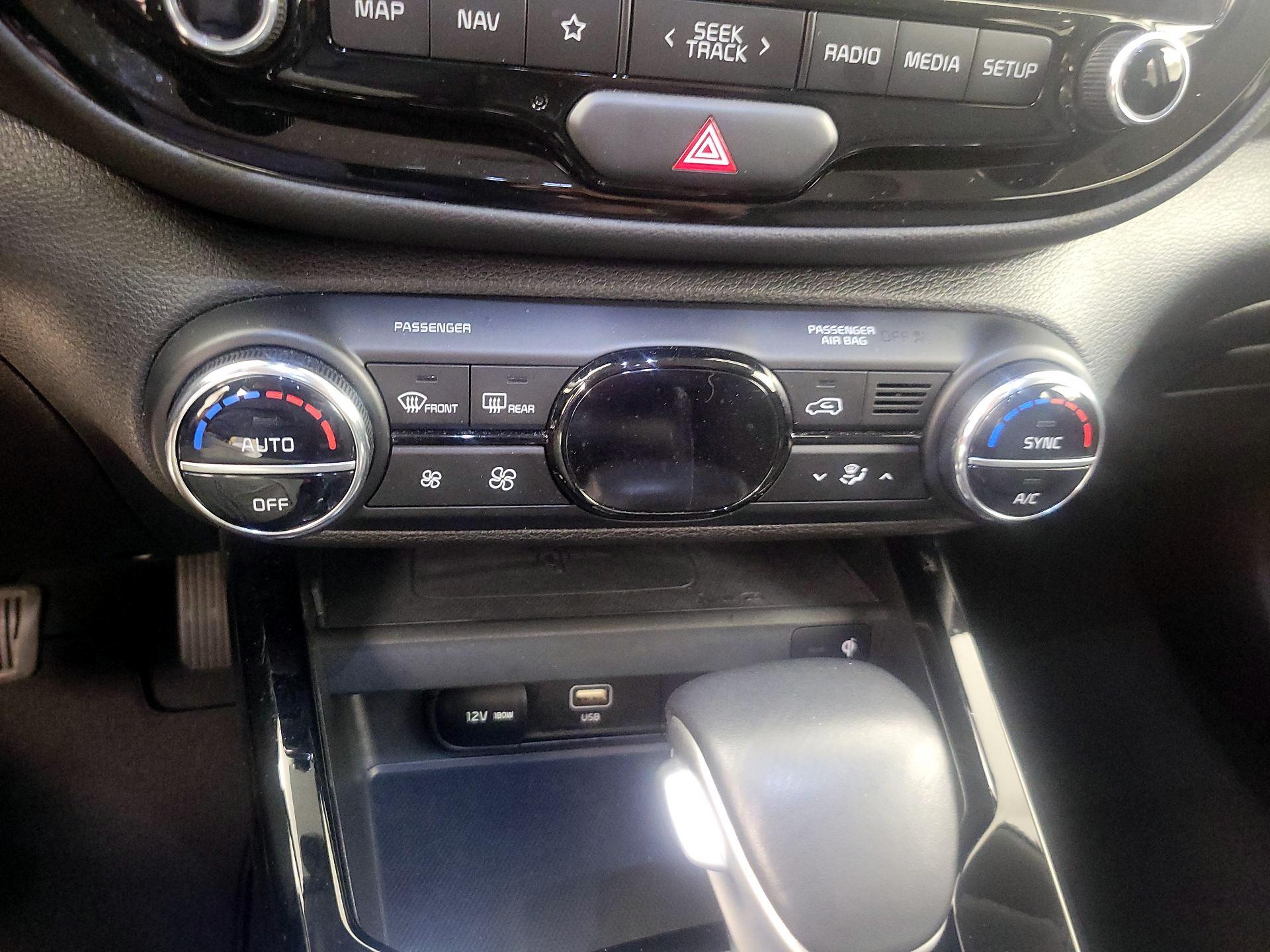 Thumbnail: 2023 Kia Soul - 17