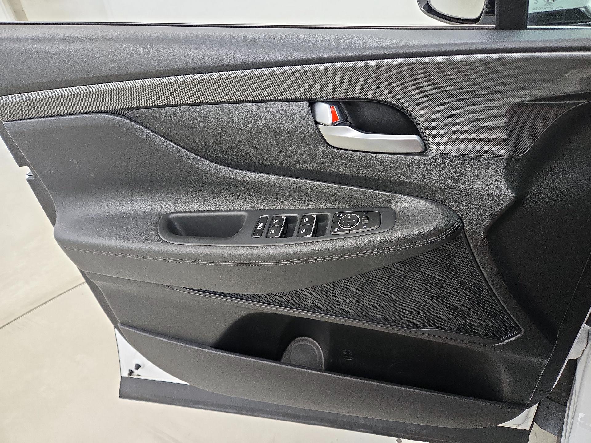 Thumbnail: 2023 Hyundai Santa Fe - 12