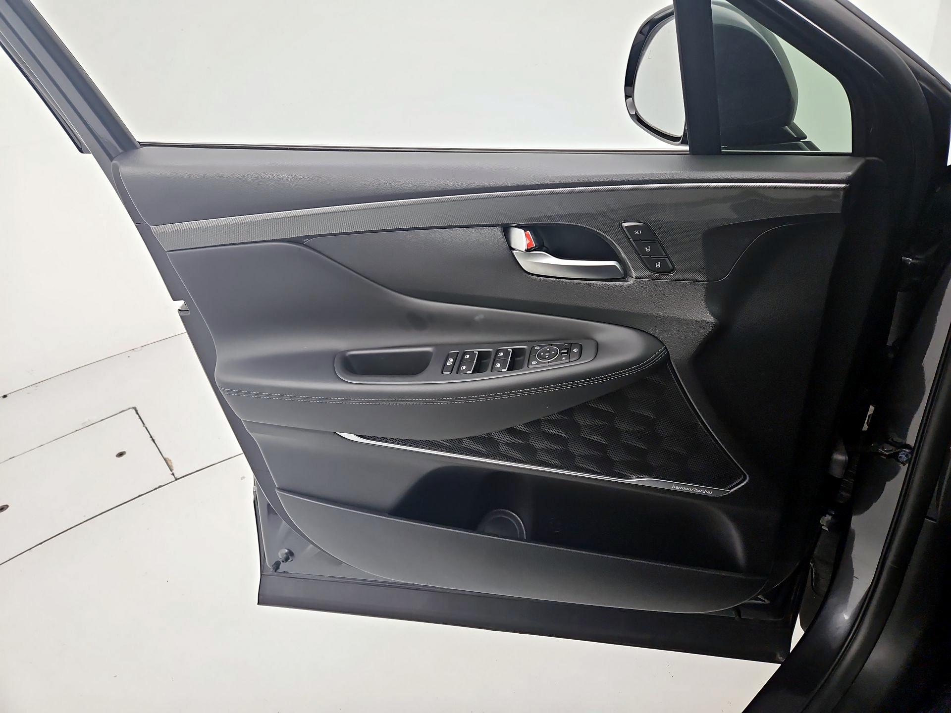 Thumbnail: 2023 Hyundai Santa Fe - 12