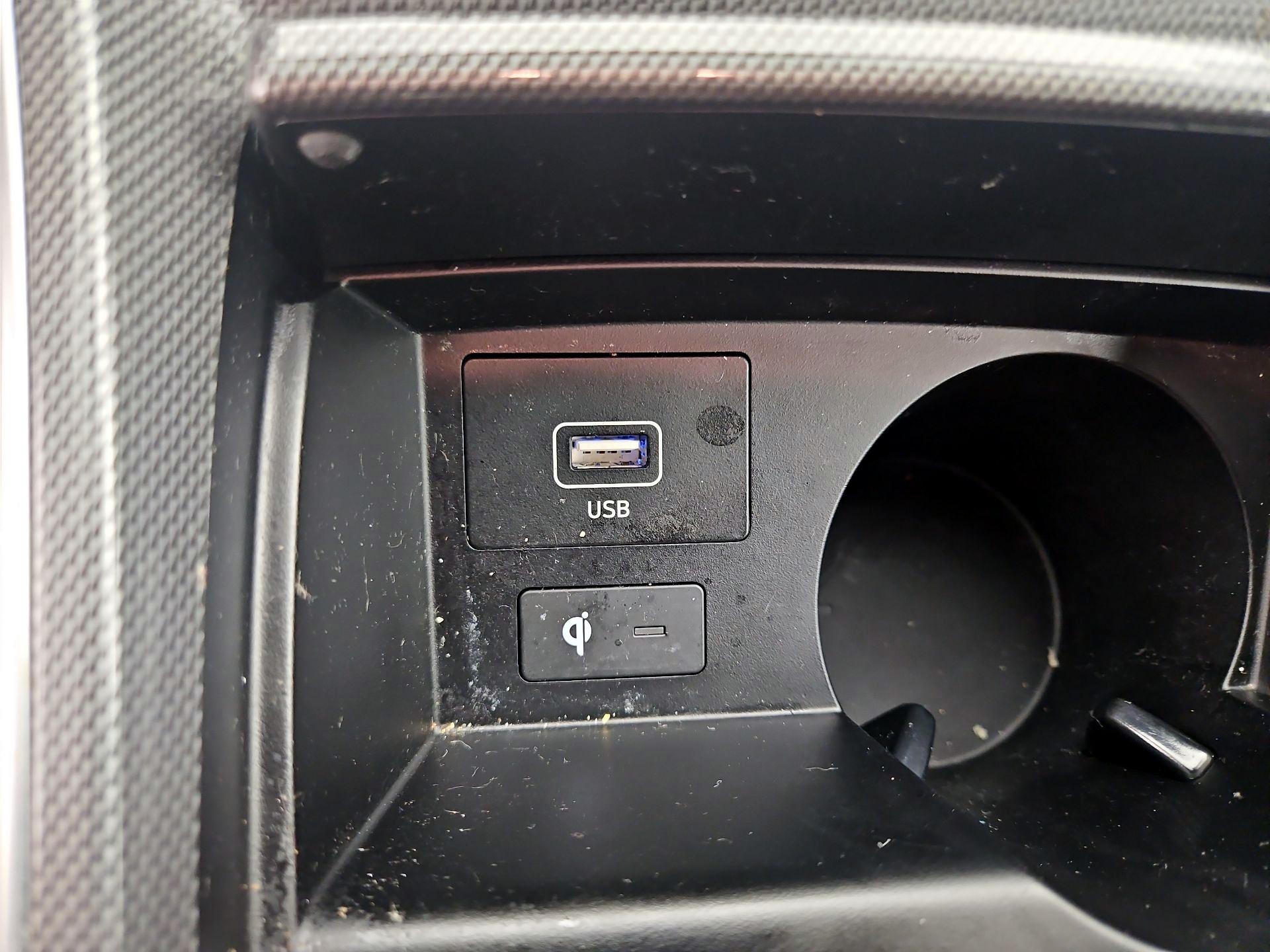 Thumbnail: 2023 Hyundai Santa Fe - 19