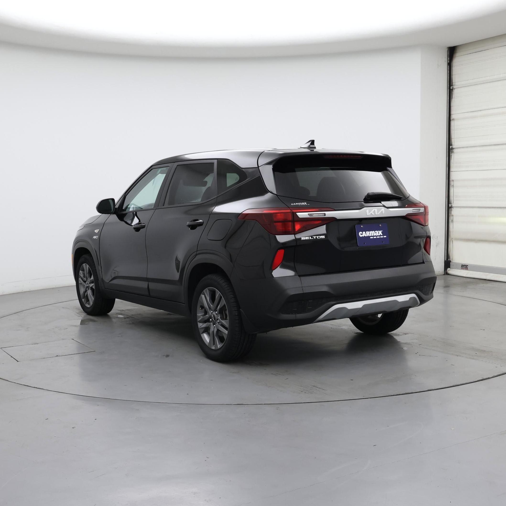 Thumbnail: 2023 Kia Seltos - 2