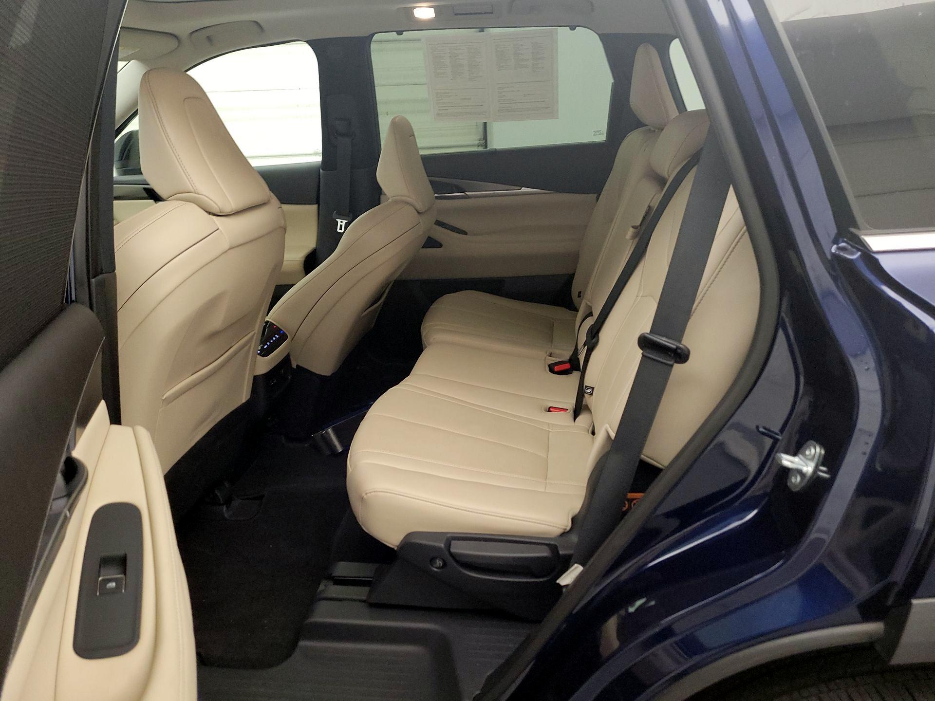 Thumbnail: 2022 INFINITI QX60 - 18