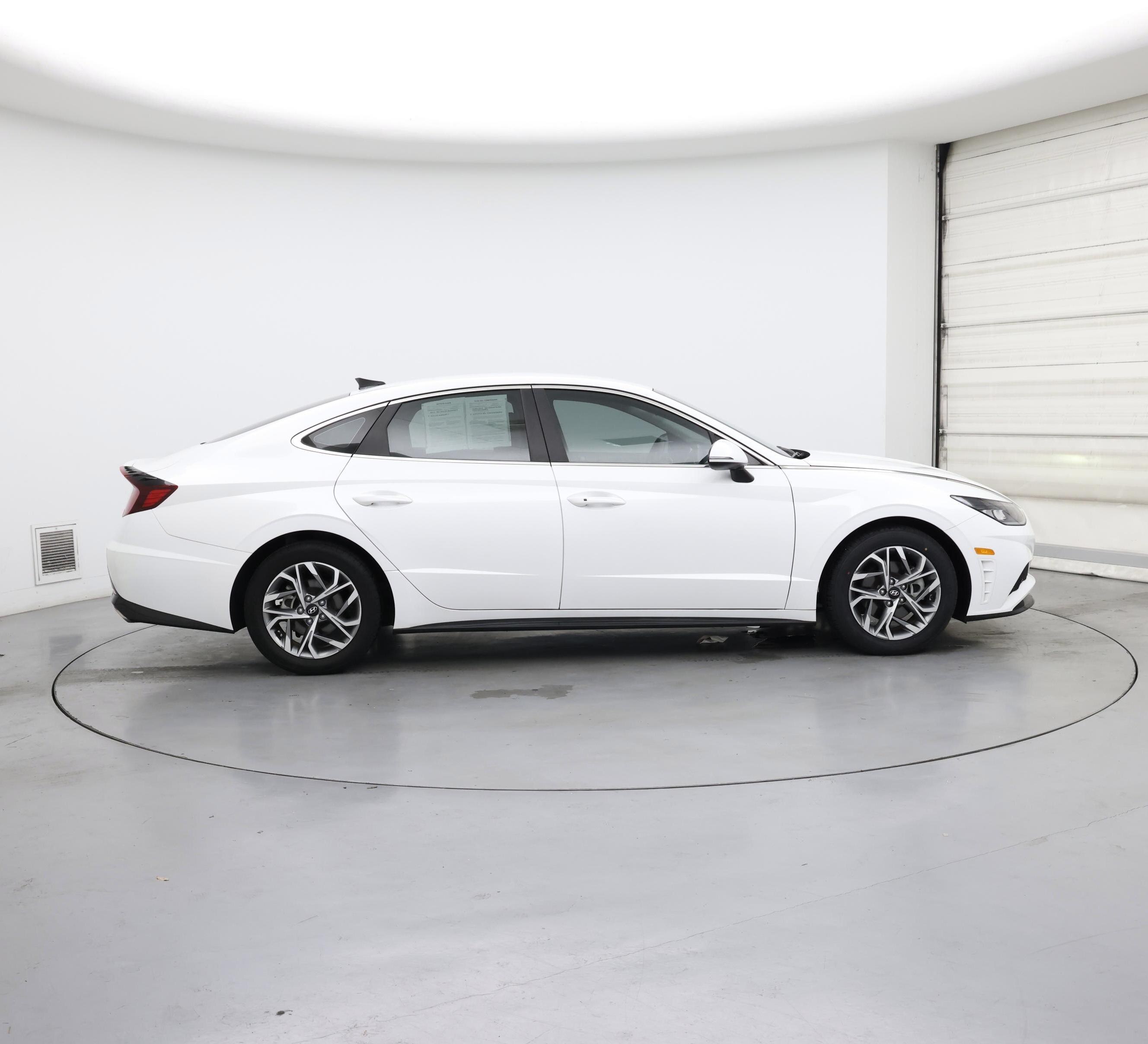 Thumbnail: 2022 Hyundai Sonata - 7