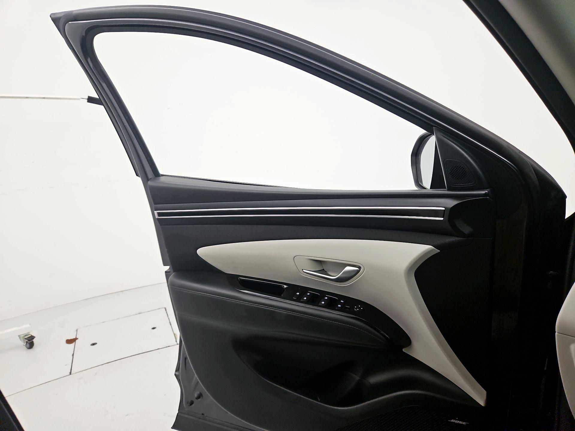 Thumbnail: 2022 Hyundai Tucson - 12