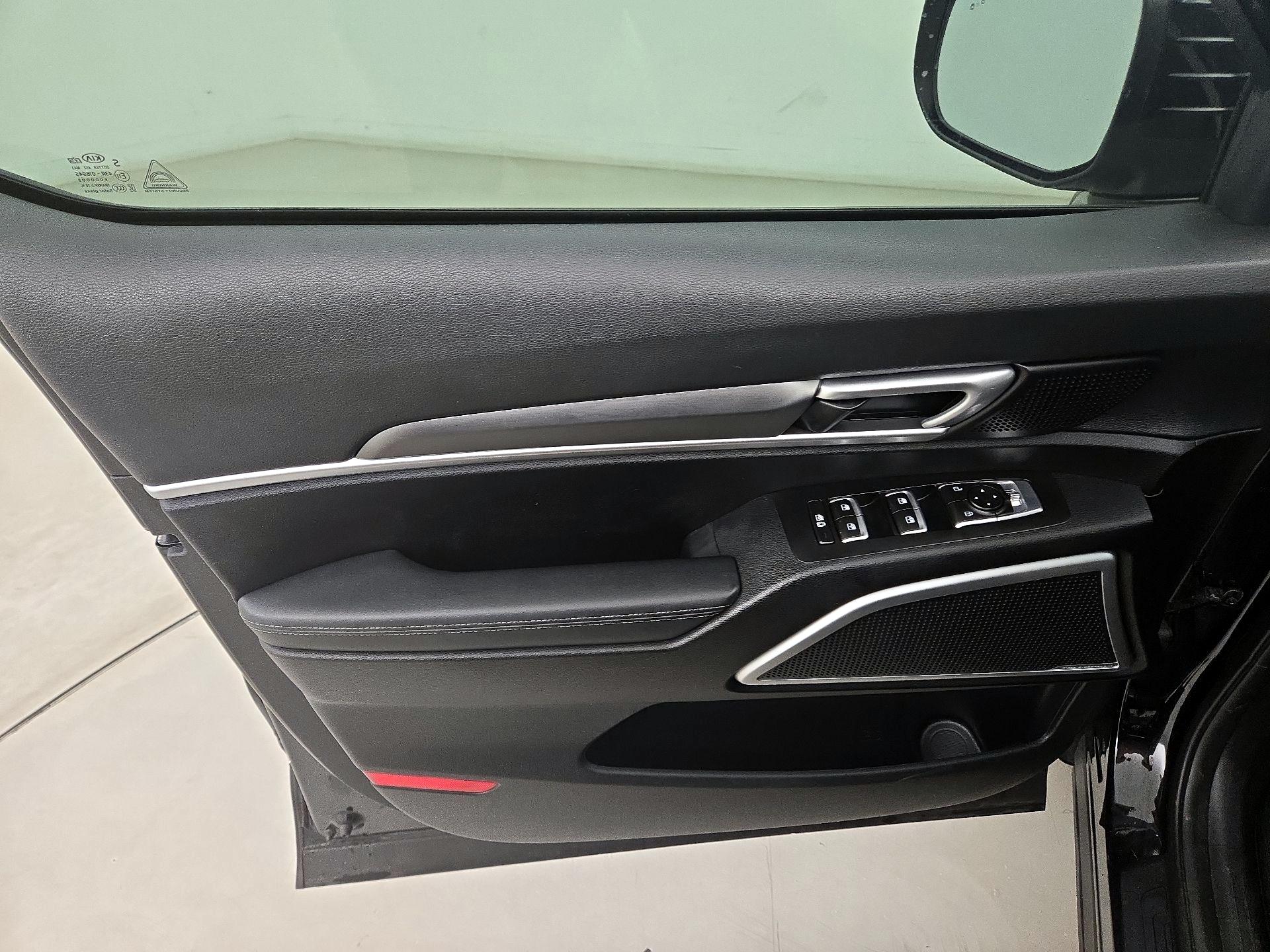 Thumbnail: 2021 Kia Telluride - 12