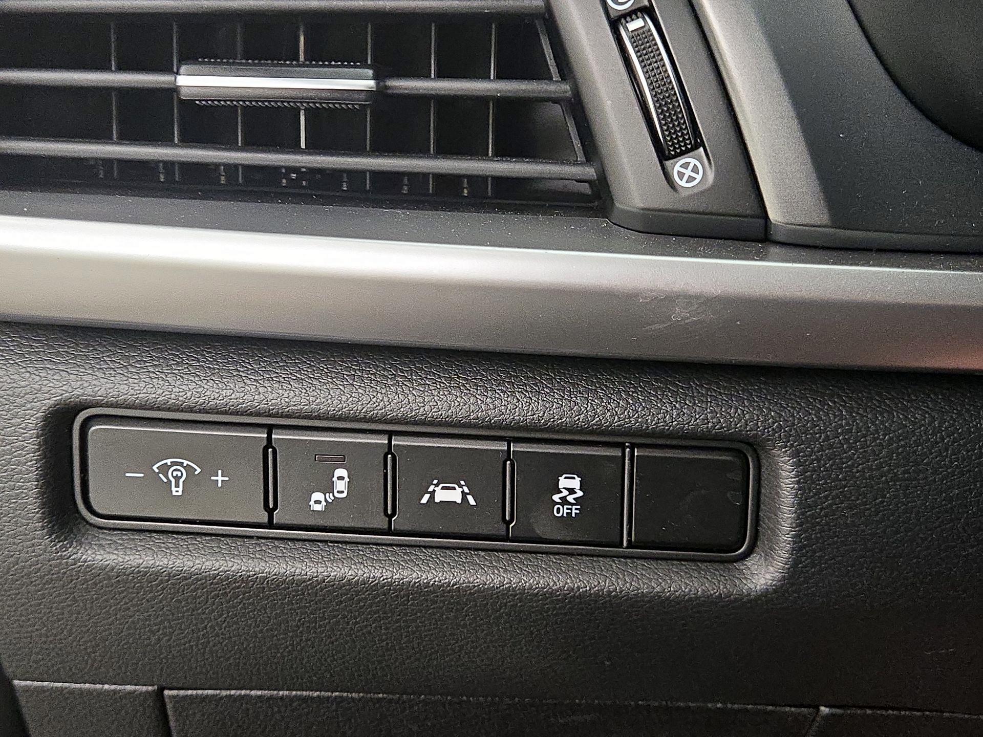 Thumbnail: 2021 Kia Telluride - 13