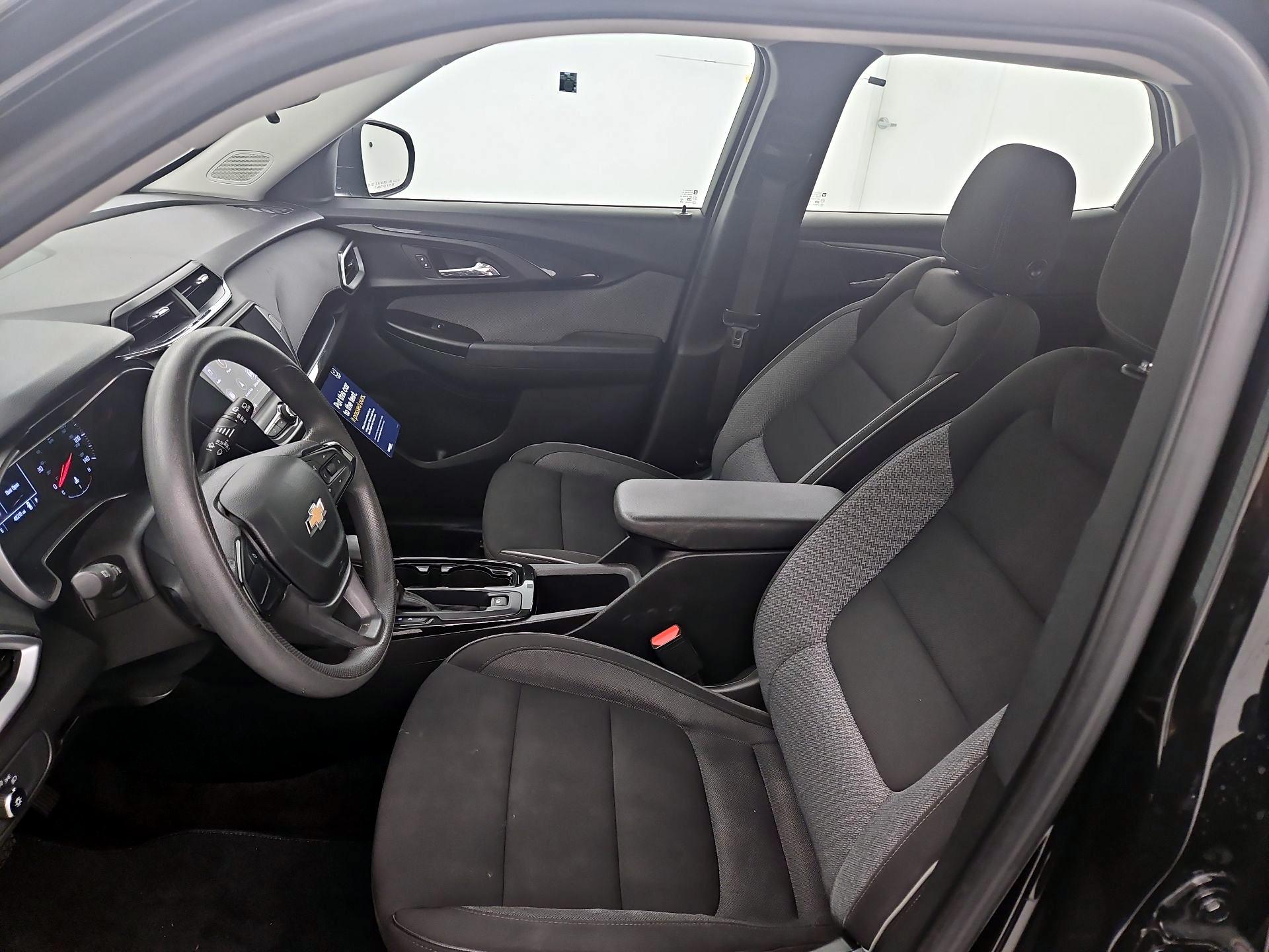 Thumbnail: 2023 Chevrolet TrailBlazer - 11