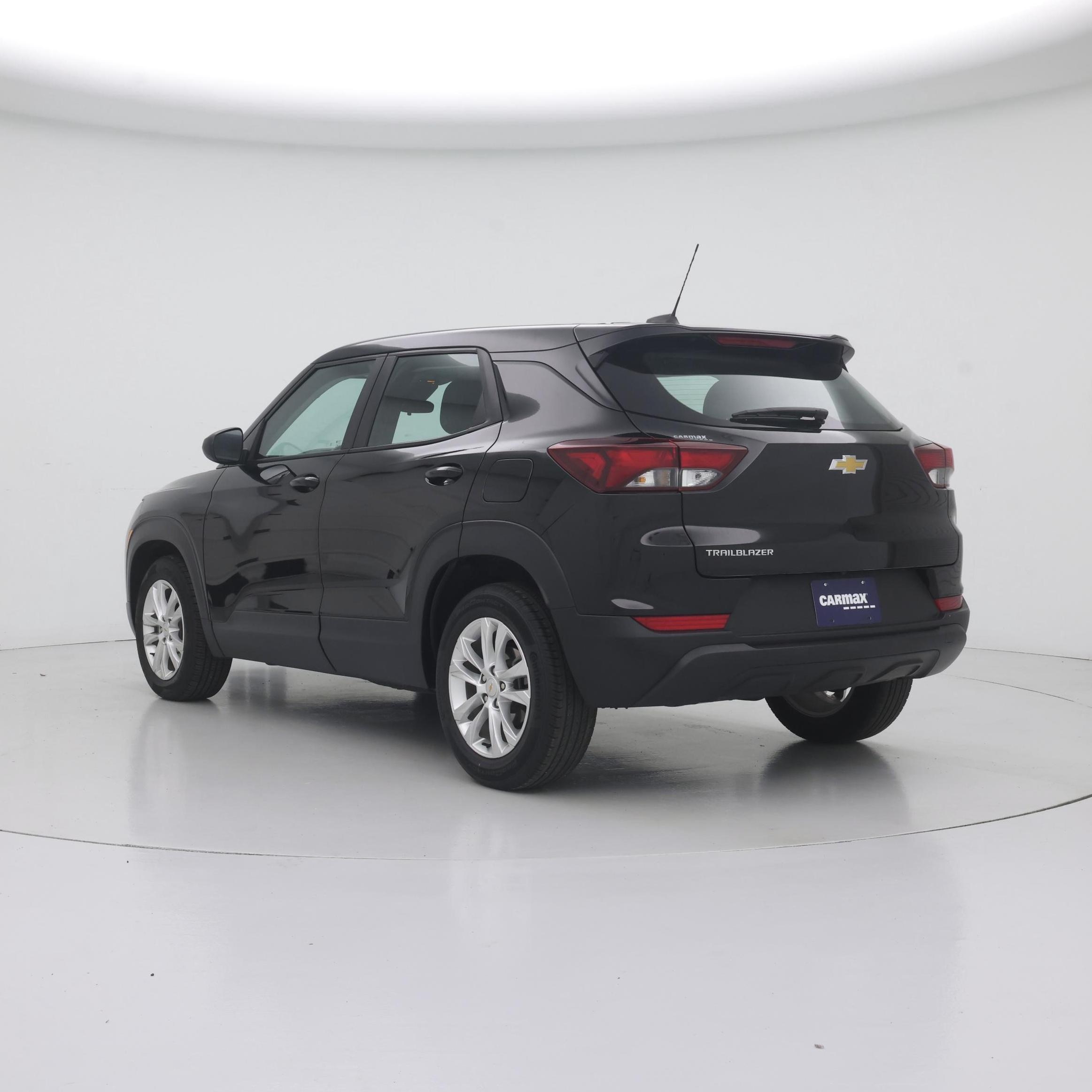Thumbnail: 2023 Chevrolet TrailBlazer - 2
