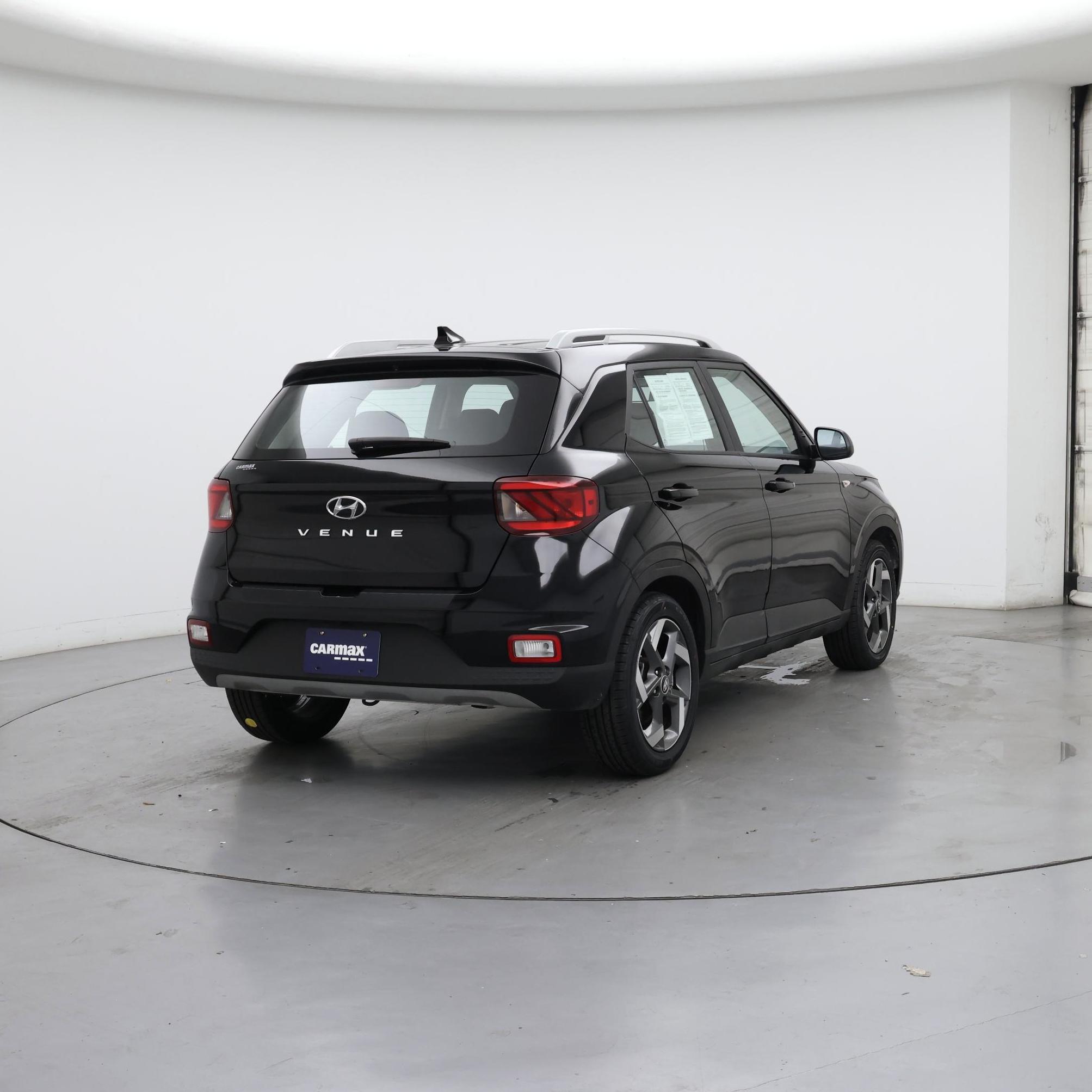 Thumbnail: 2022 Hyundai Venue - 8