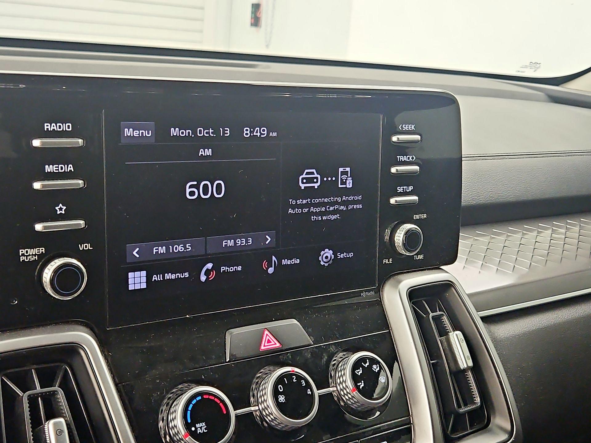 Thumbnail: 2023 Kia Sorento - 15