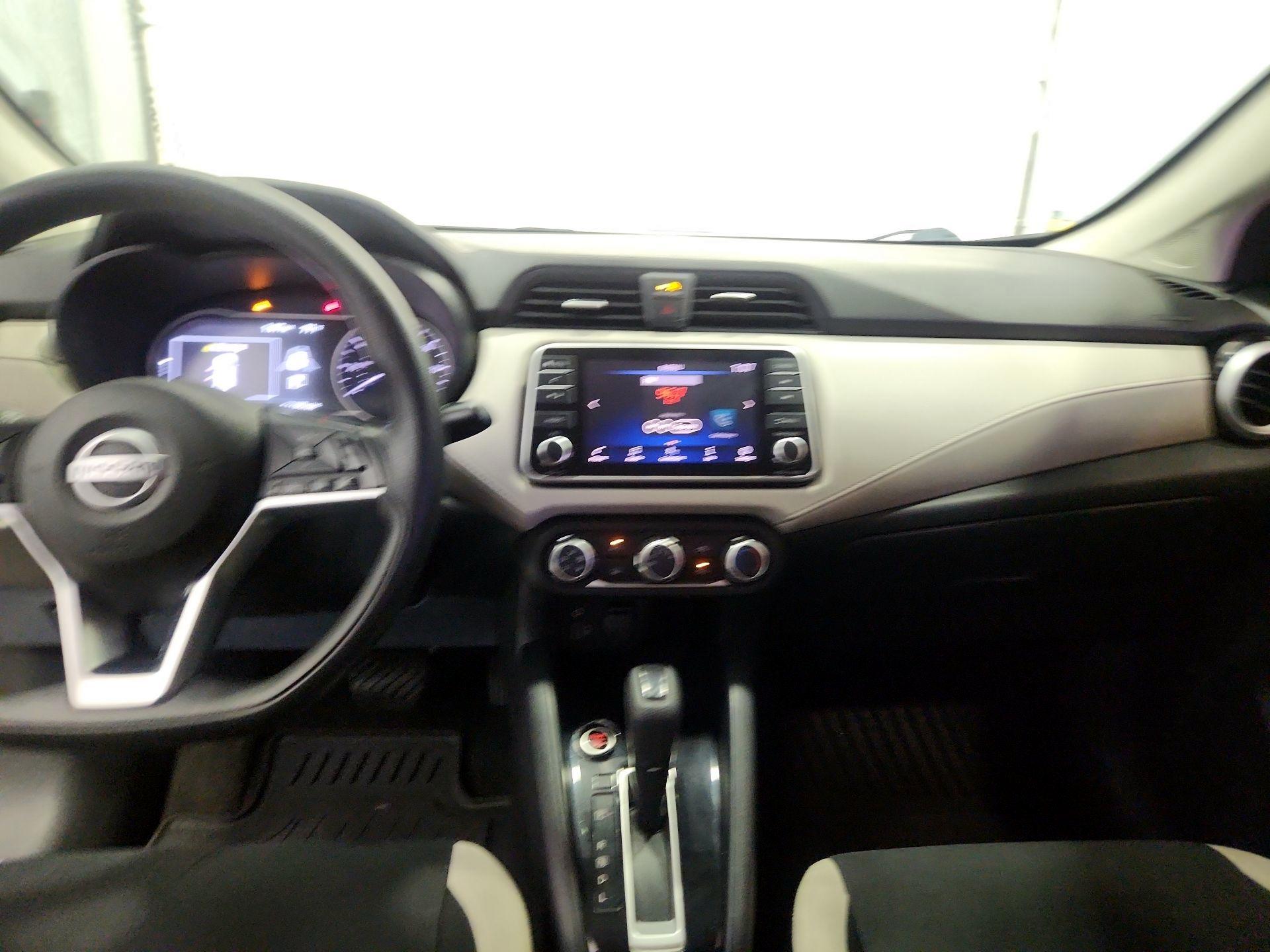 Thumbnail: 2022 Nissan Versa - 9