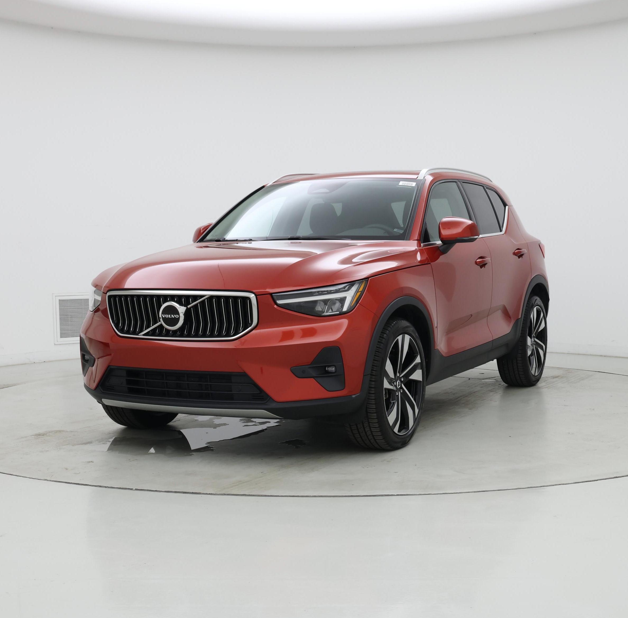 Thumbnail: 2023 Volvo XC40 - 4