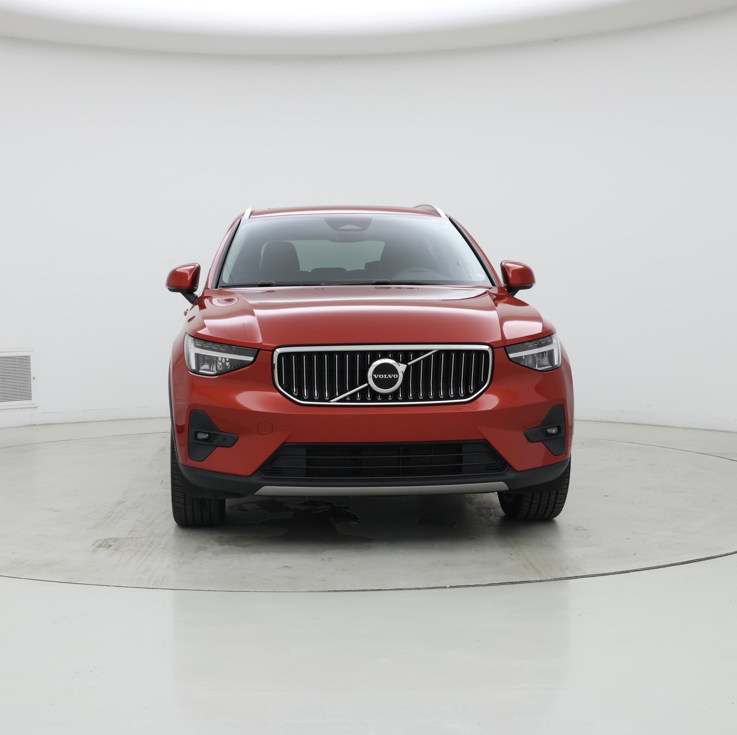 Thumbnail: 2023 Volvo XC40 - 5