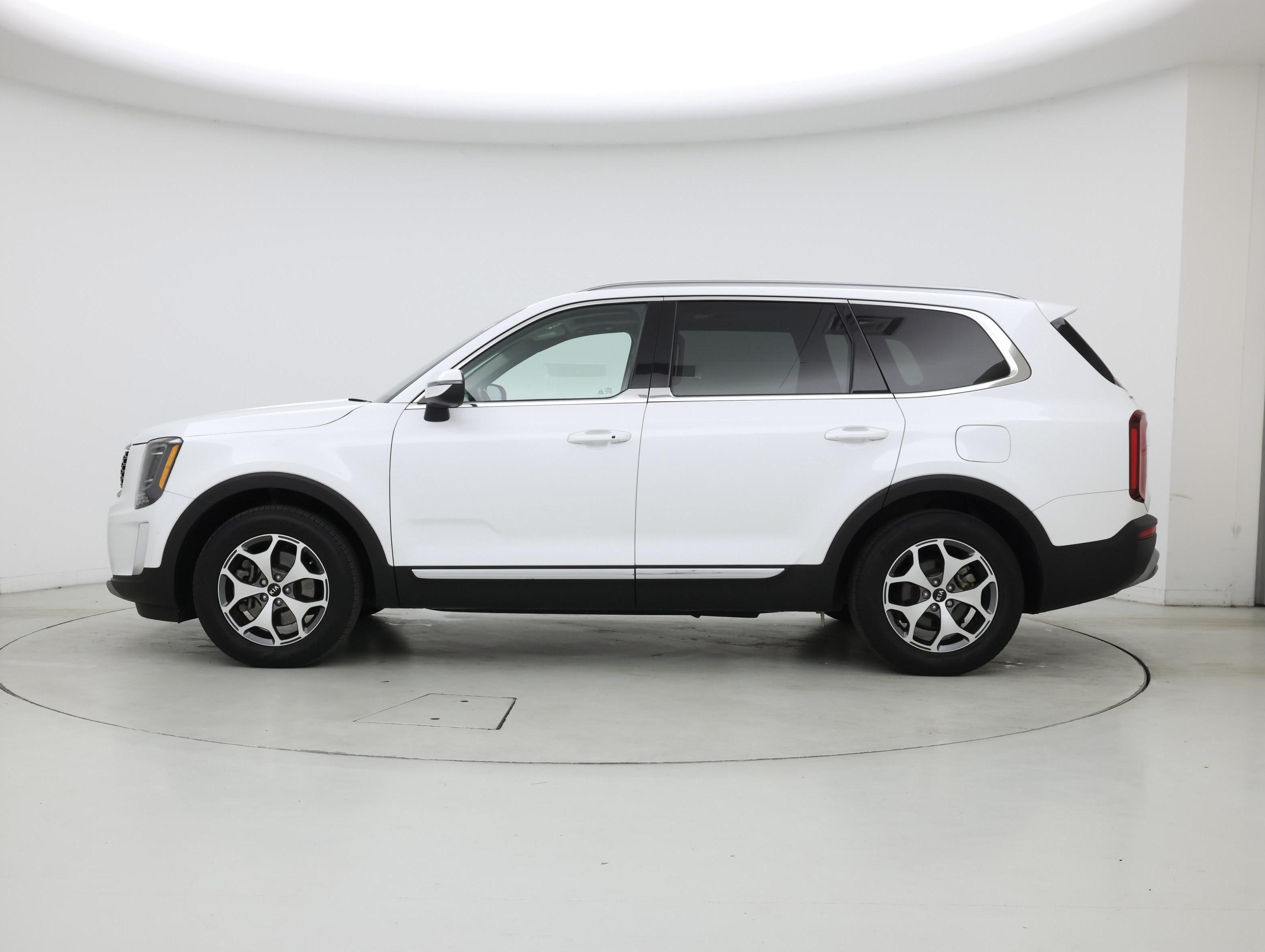 Thumbnail: 2020 Kia Telluride - 3
