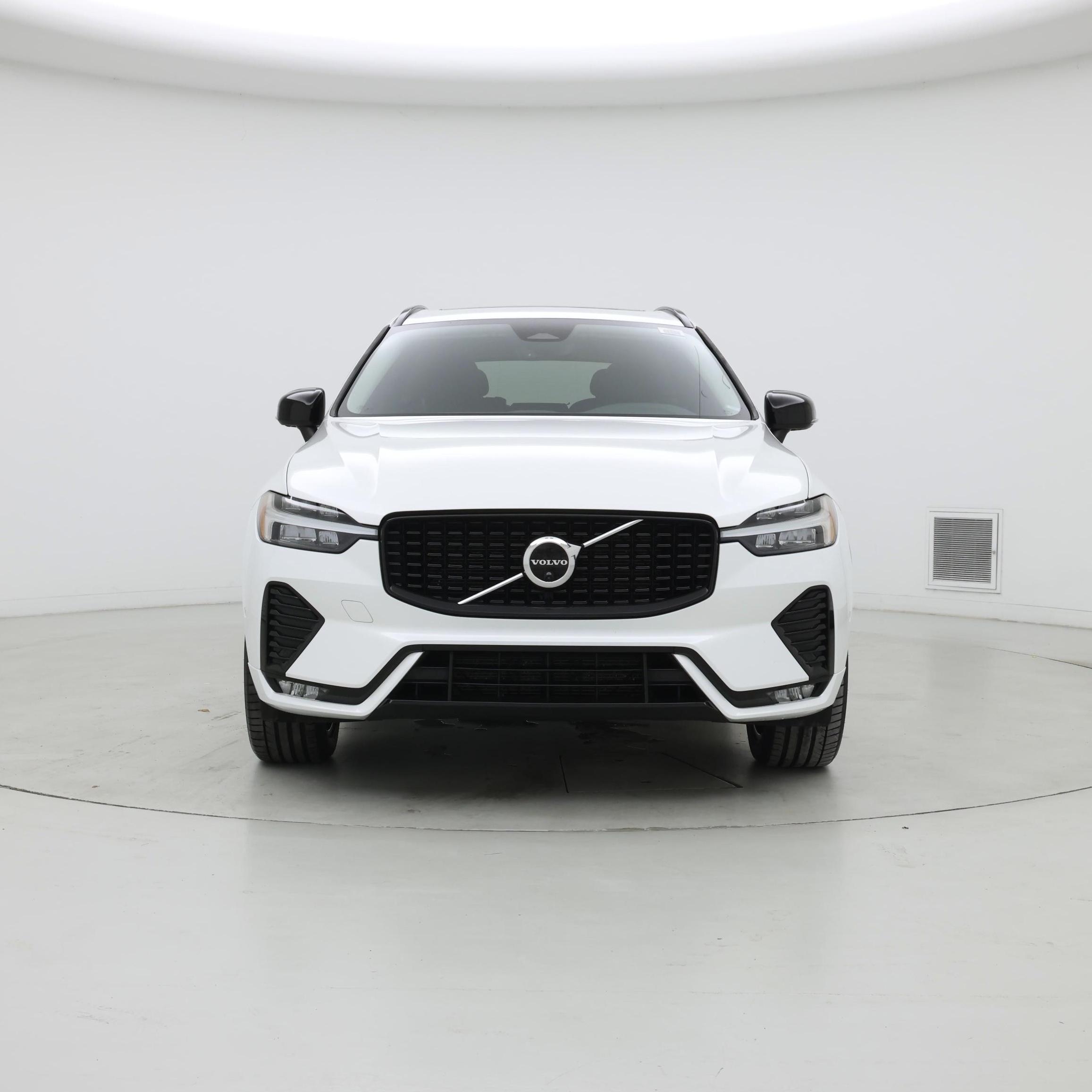 Thumbnail: 2023 Volvo XC60 - 5