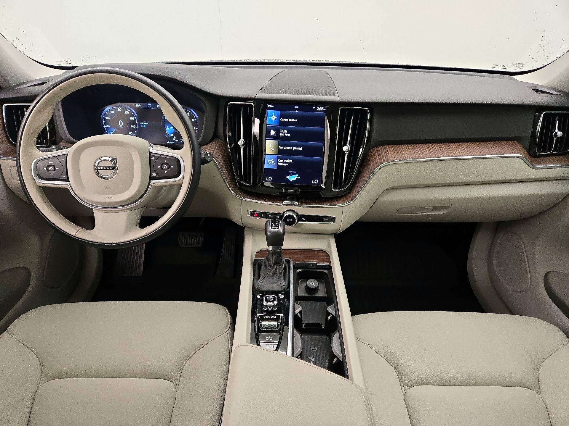 Thumbnail: 2021 Volvo XC60 - 9