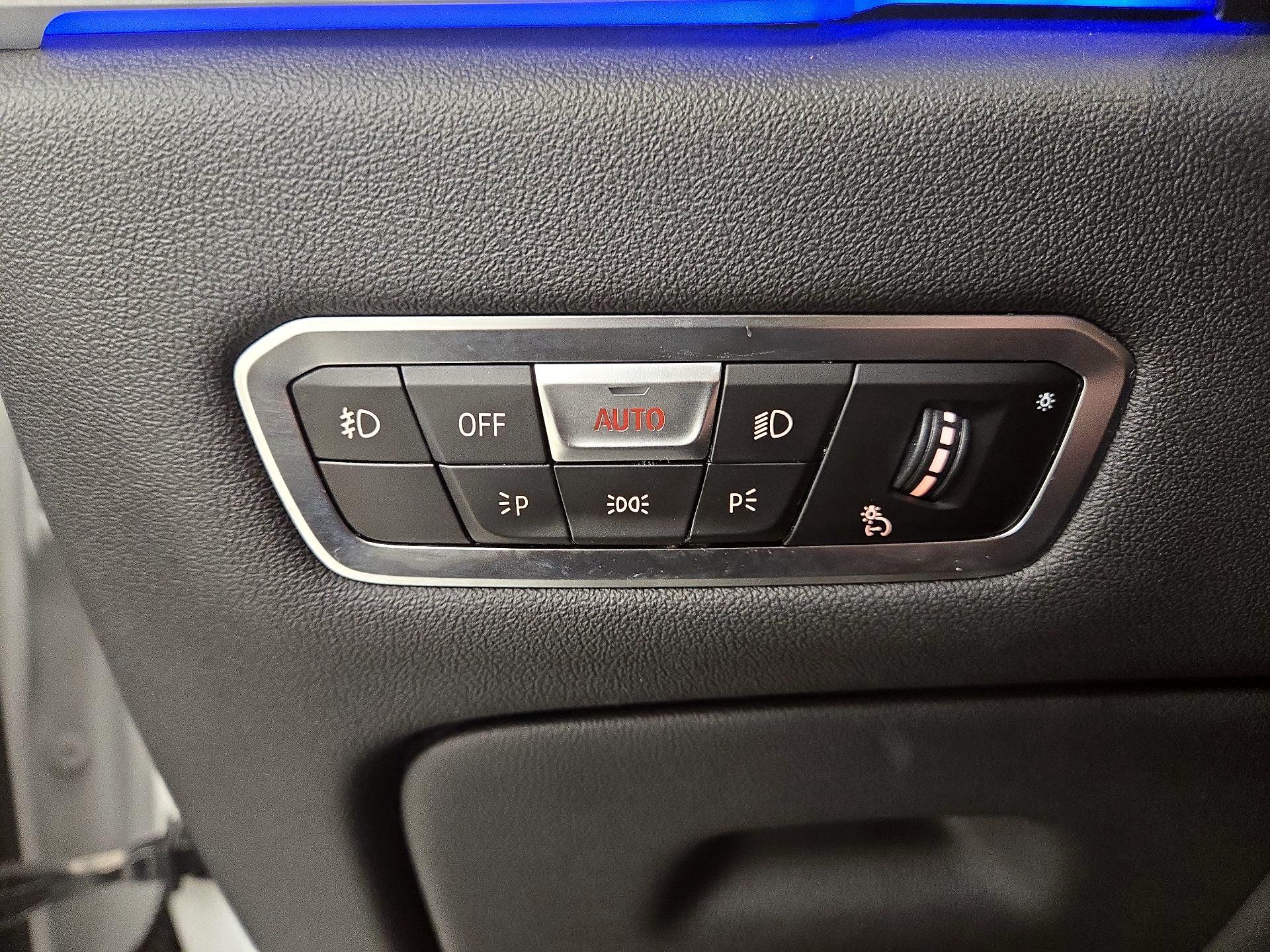 Thumbnail: 2020 BMW X5 - 13