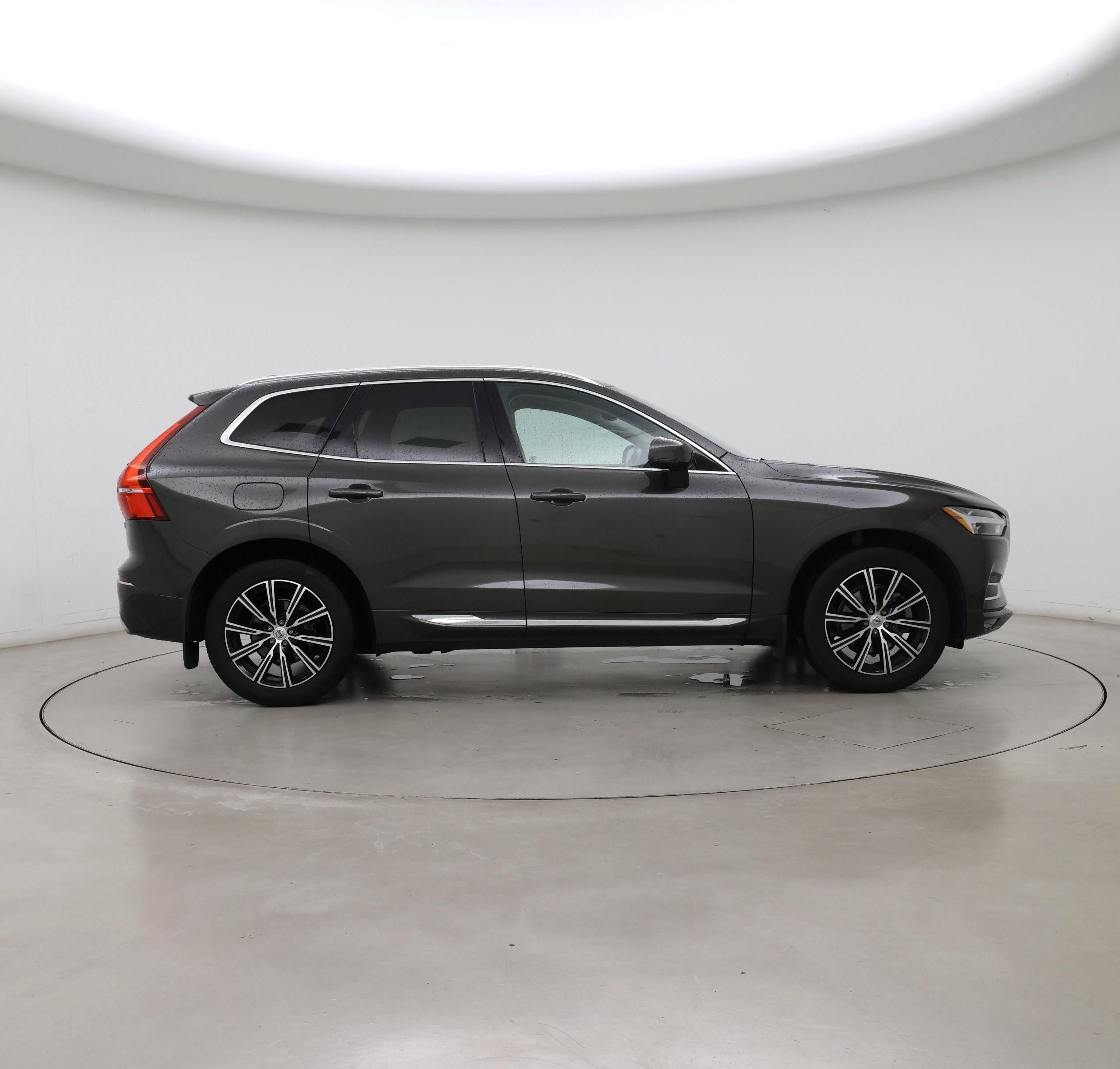 Thumbnail: 2020 Volvo XC60 - 7