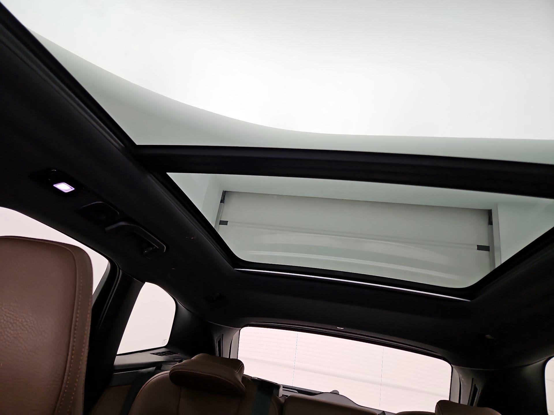 Thumbnail: 2023 Volvo XC60 - 20