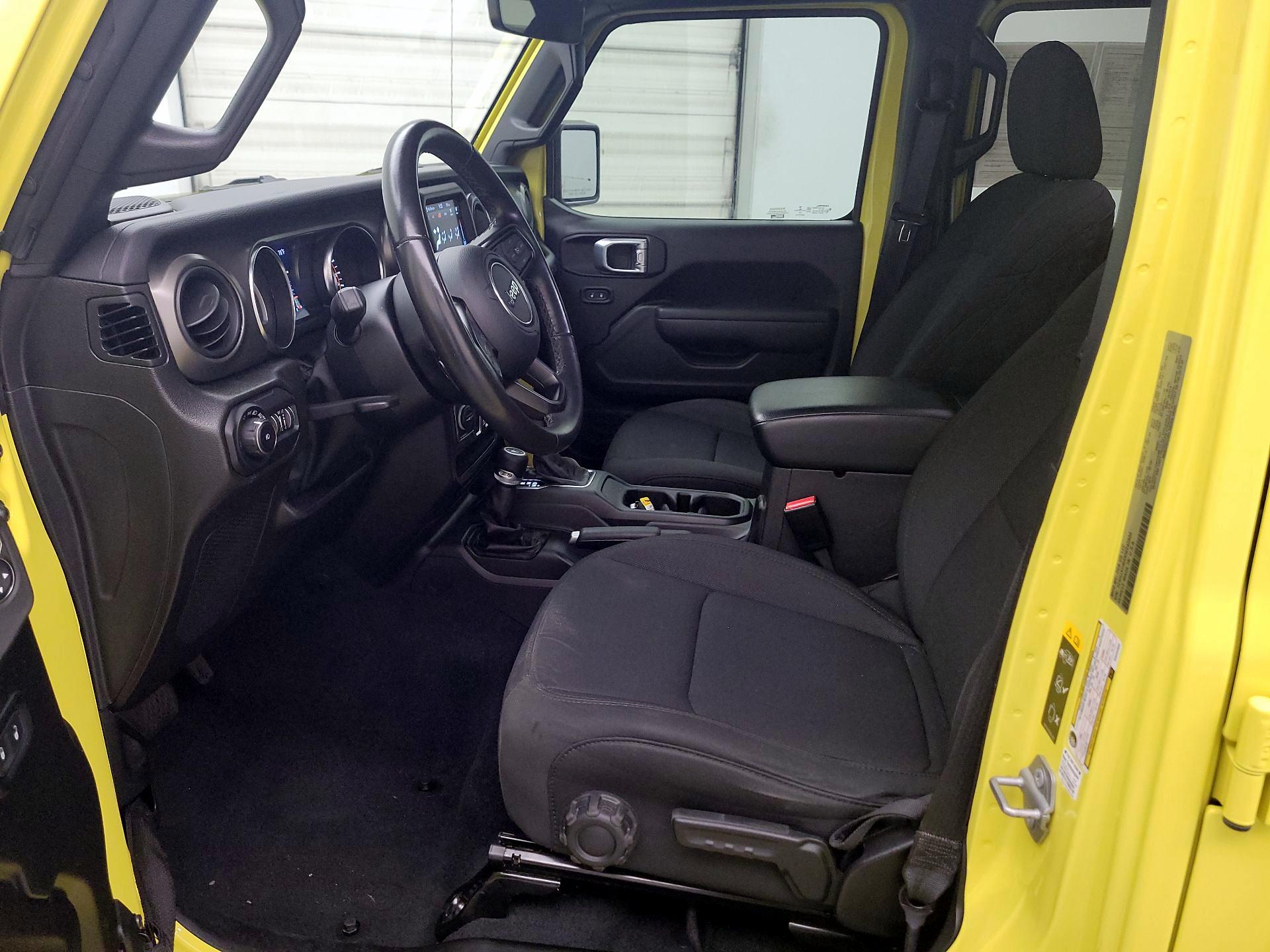 Thumbnail: 2022 Jeep Wrangler - 11