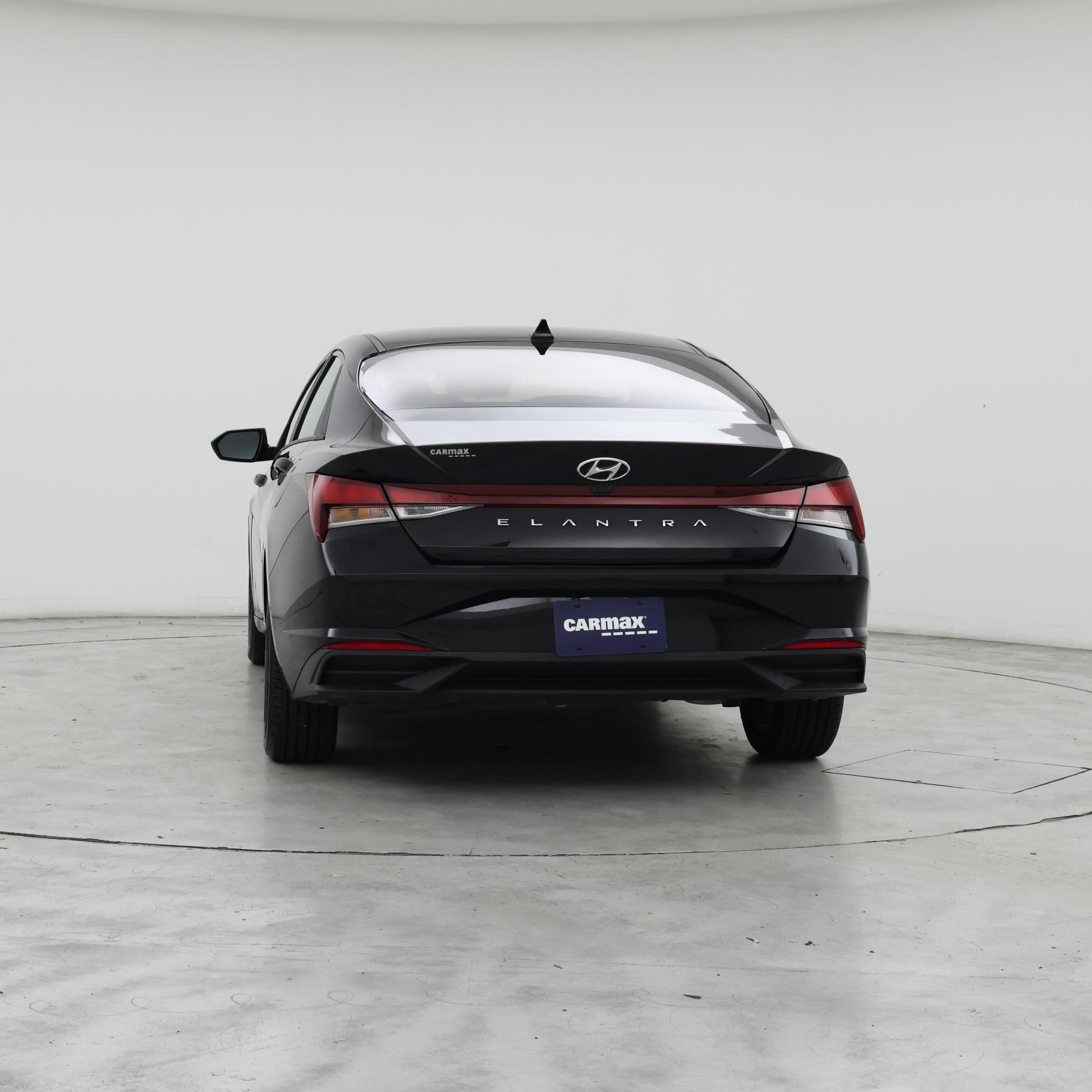 Thumbnail: 2022 Hyundai Elantra - 6