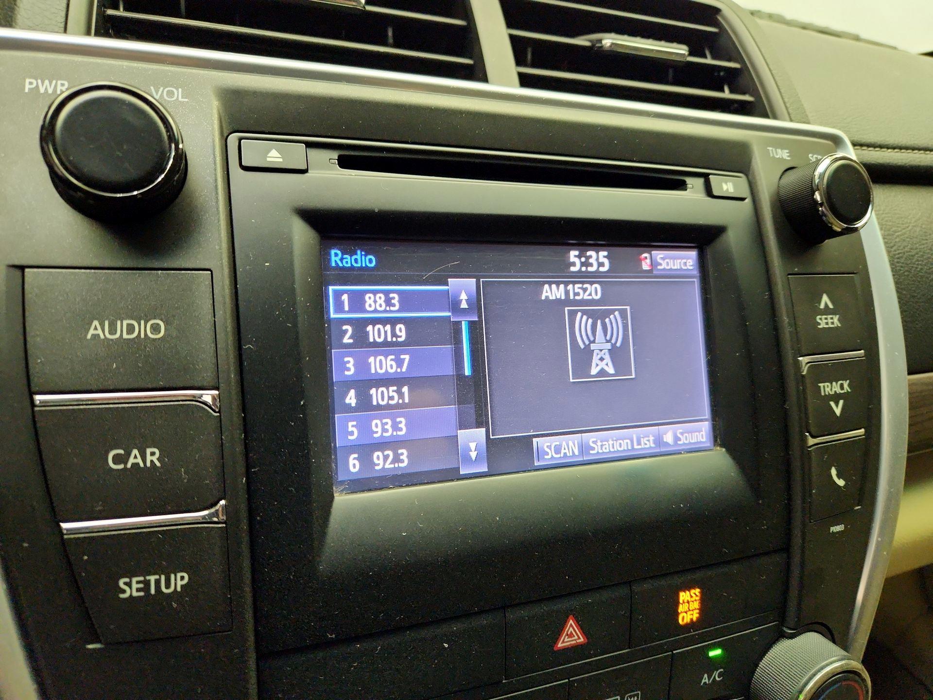Thumbnail: 2015 Toyota Camry - 15