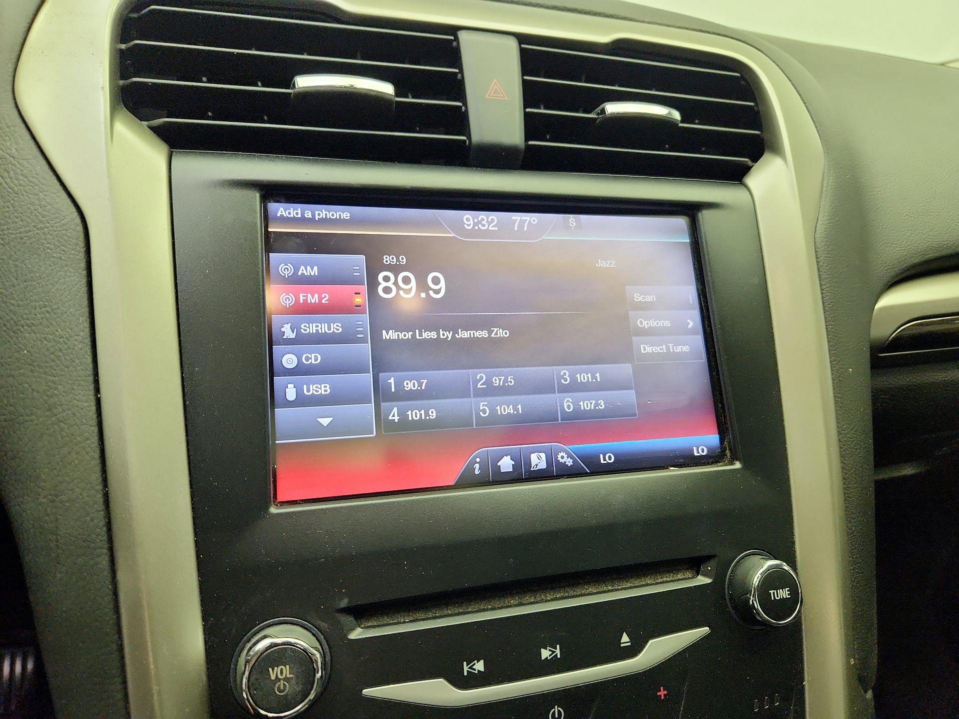 Thumbnail: 2014 Ford Fusion - 16