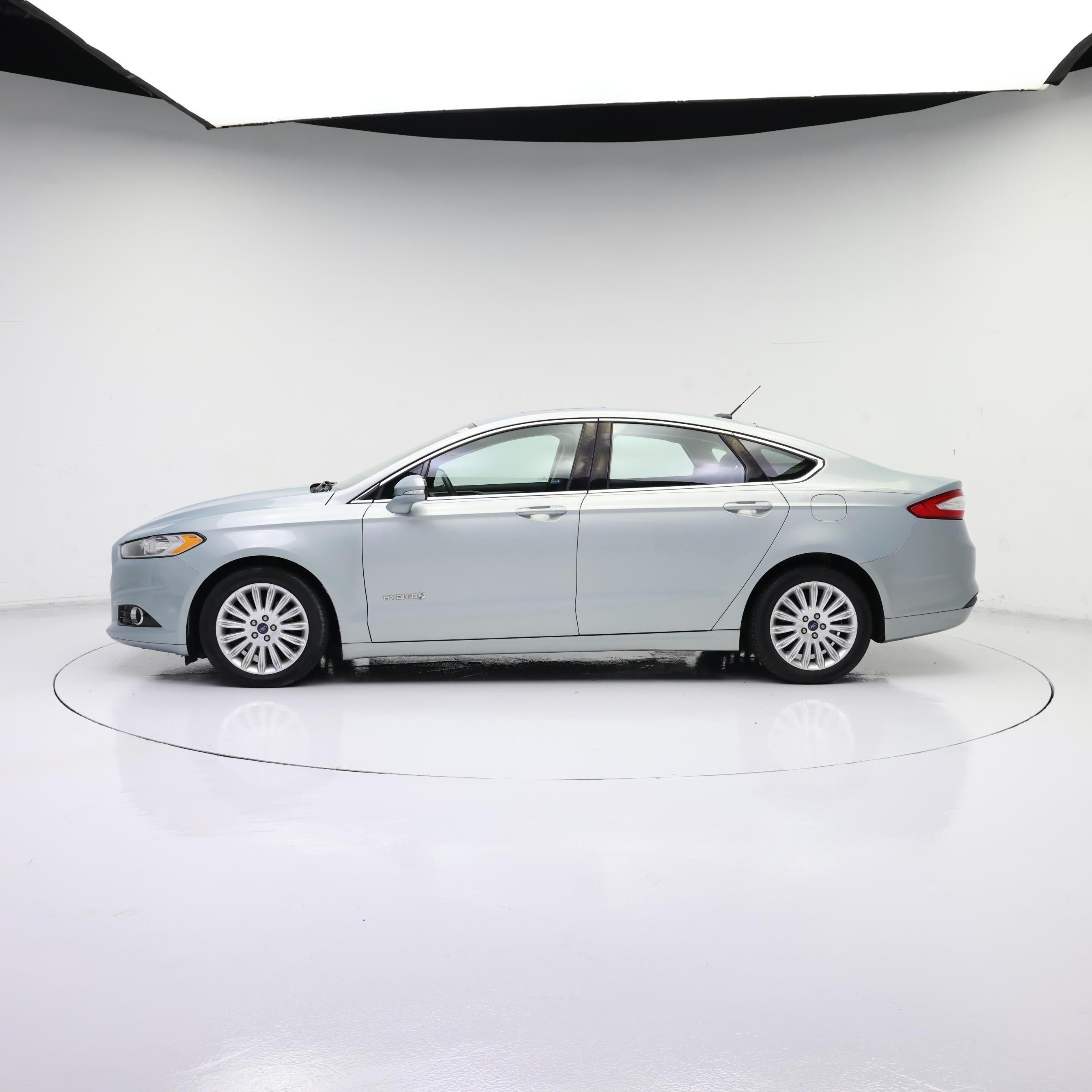 Thumbnail: 2014 Ford Fusion - 3