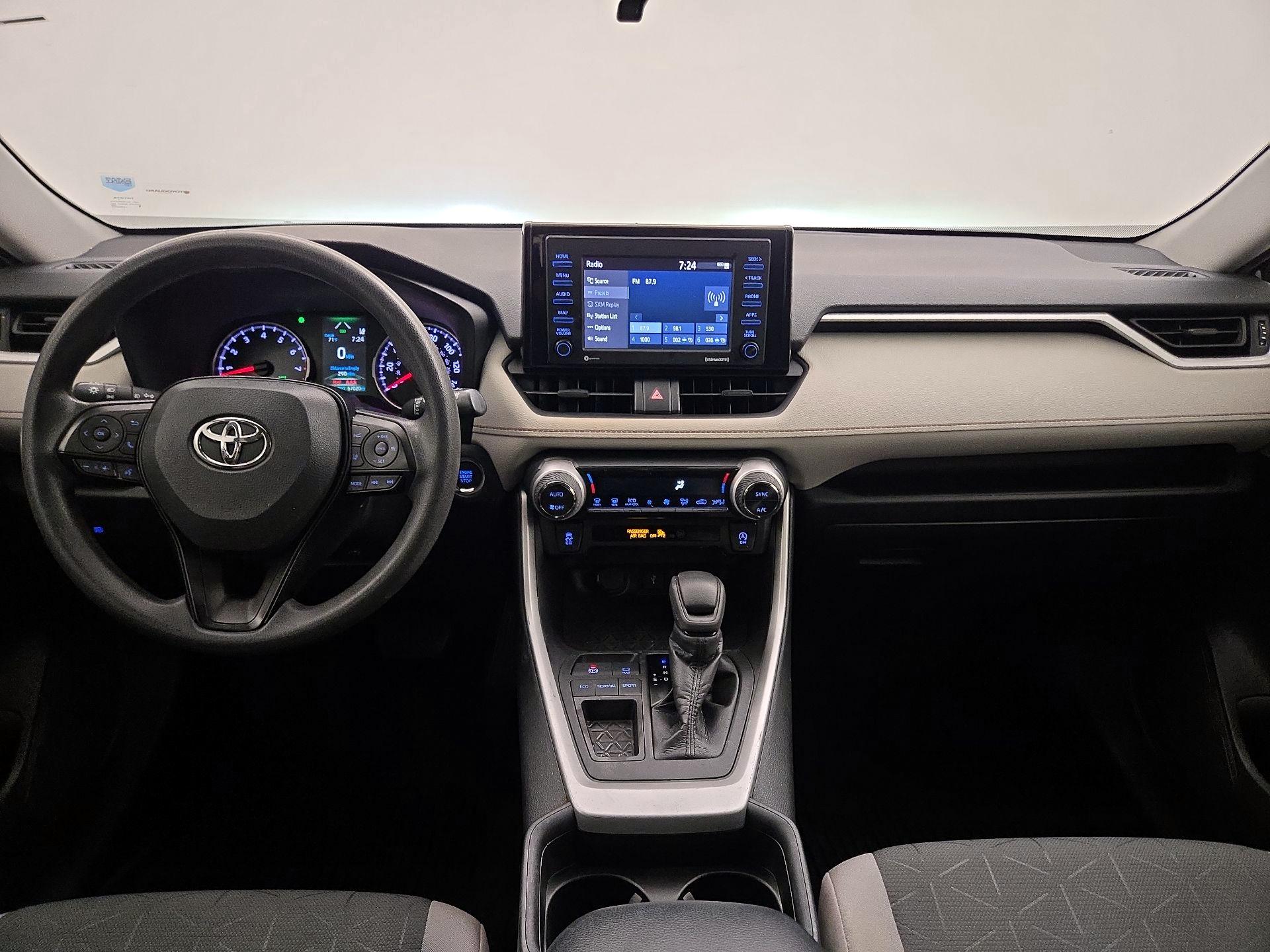 Thumbnail: 2021 Toyota RAV4 - 9