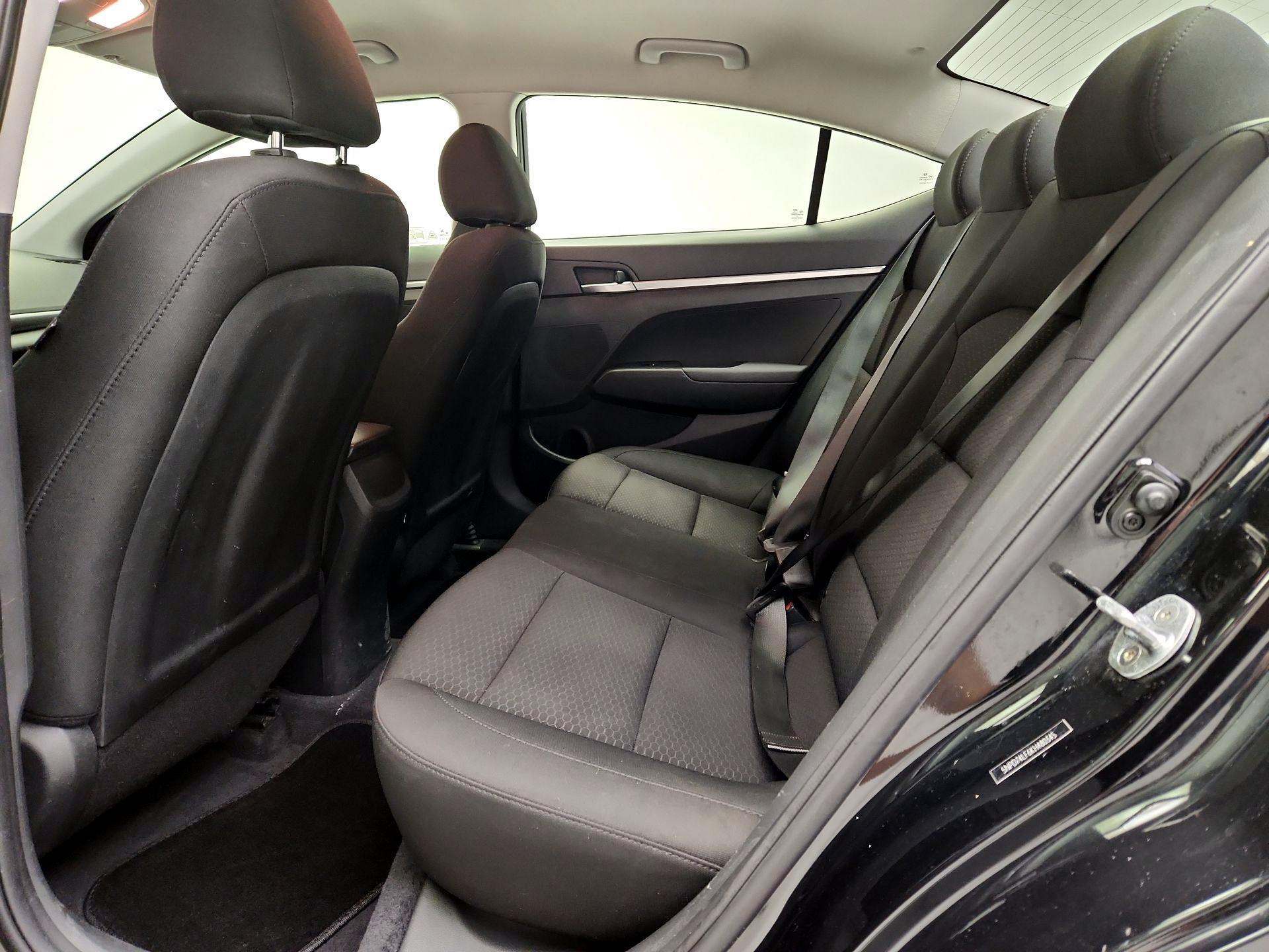 Thumbnail: 2019 Hyundai Elantra - 19