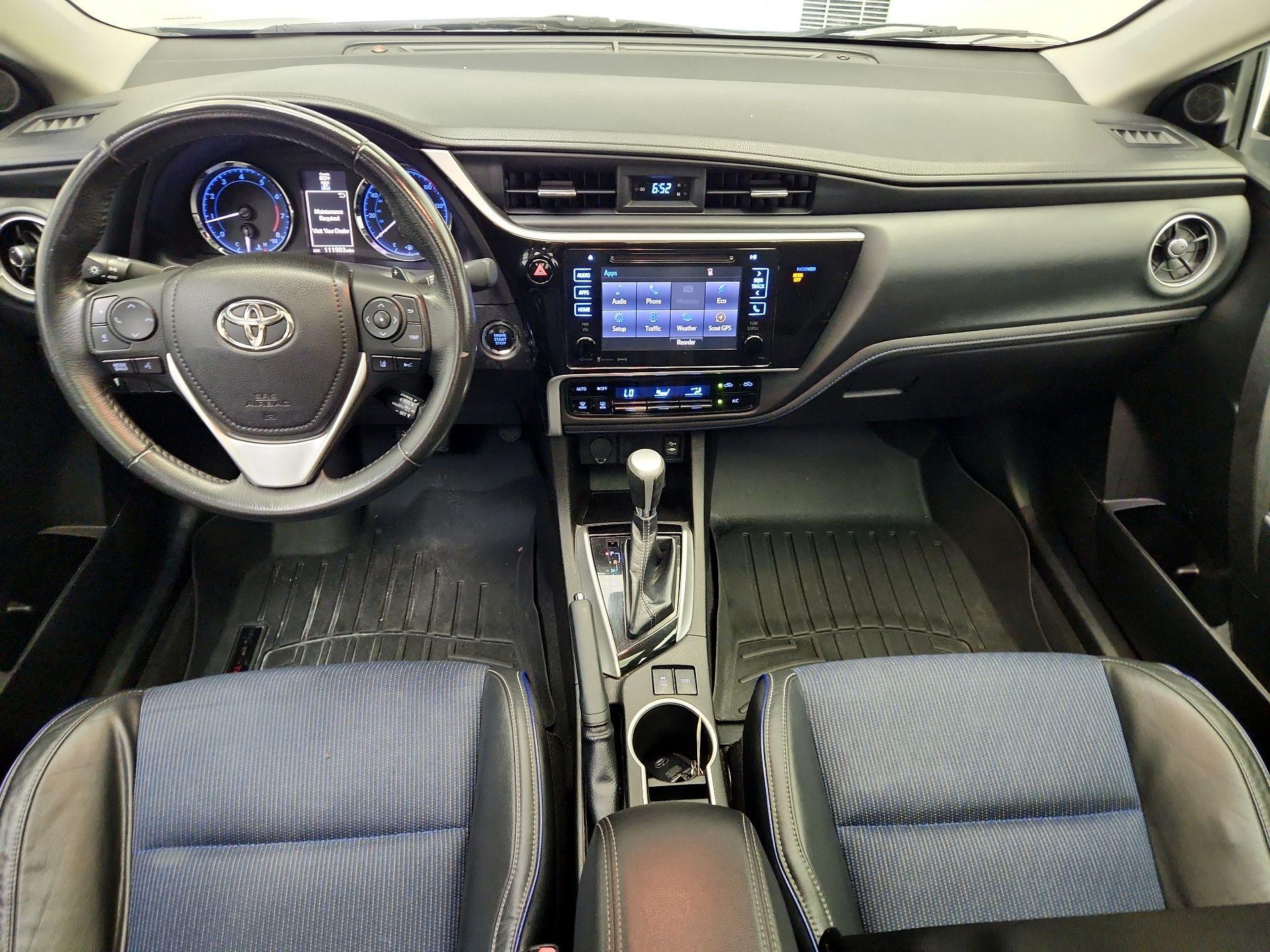 Thumbnail: 2018 Toyota Corolla - 9