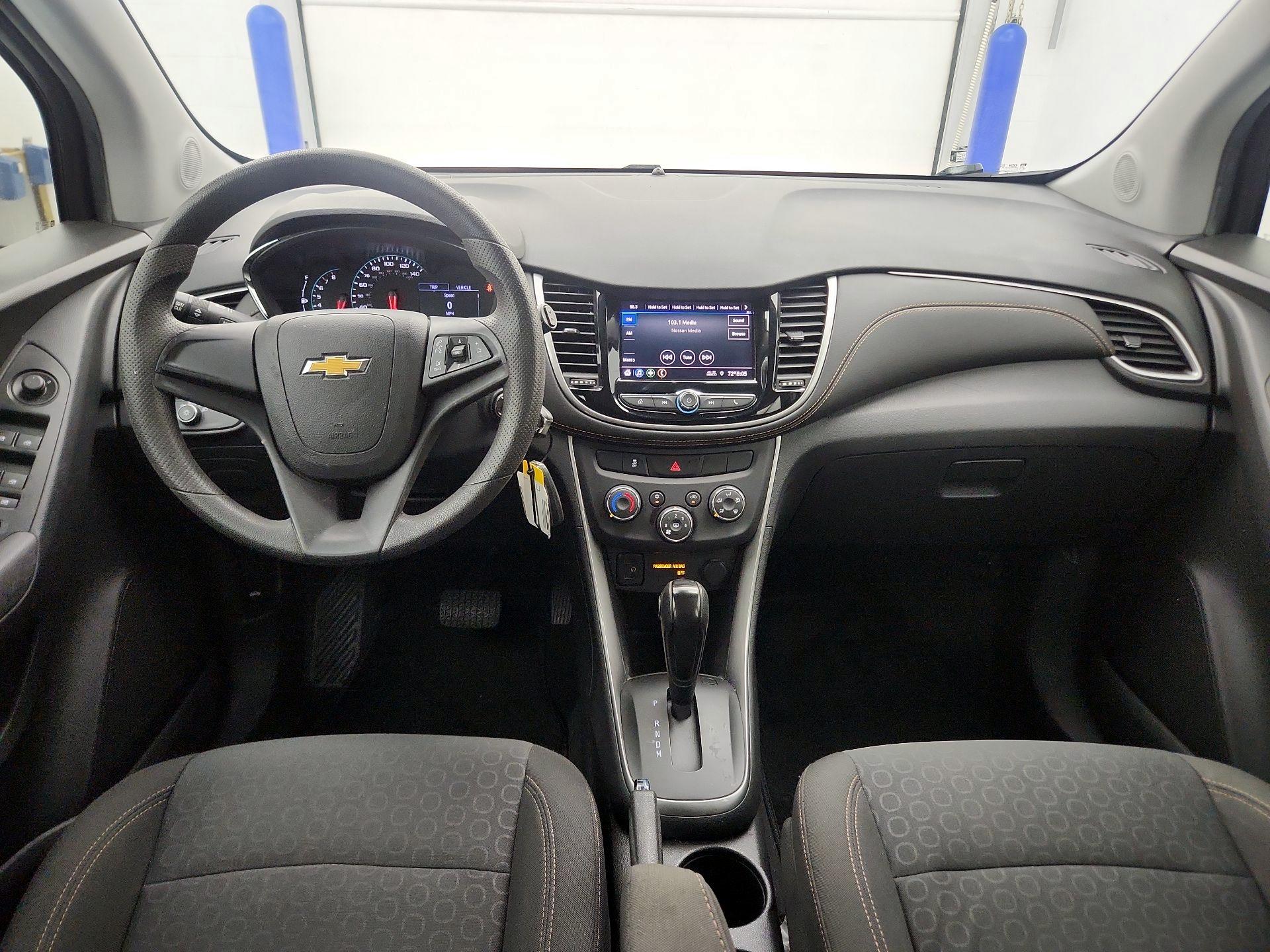 Thumbnail: 2020 Chevrolet Trax - 9