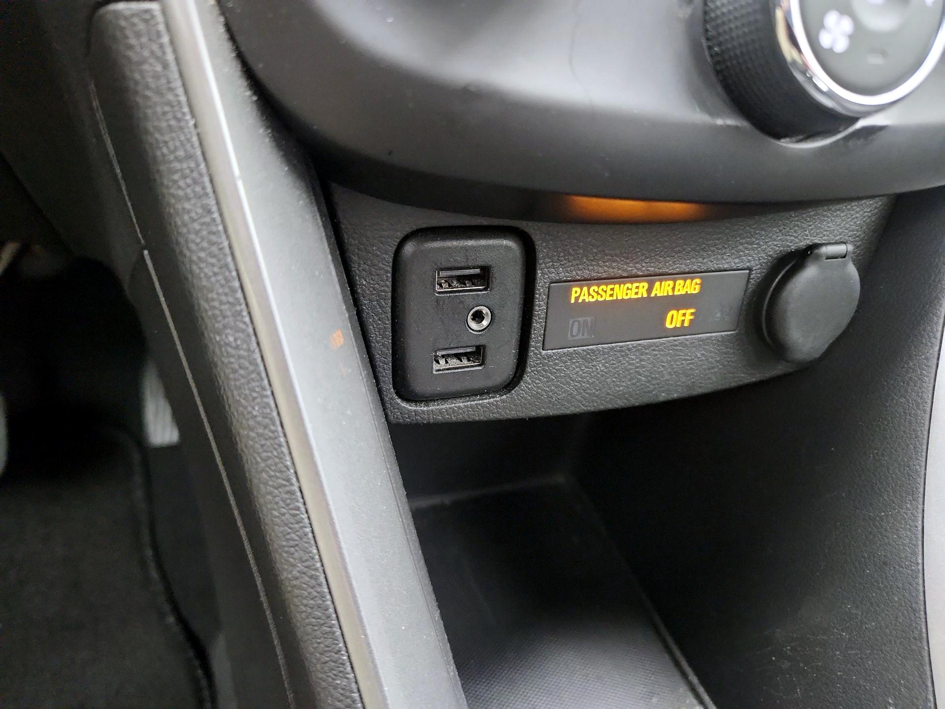 Thumbnail: 2020 Chevrolet Trax - 18